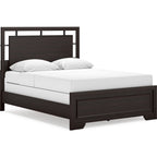 Covetown Queen Panel Bed - Dark Brown