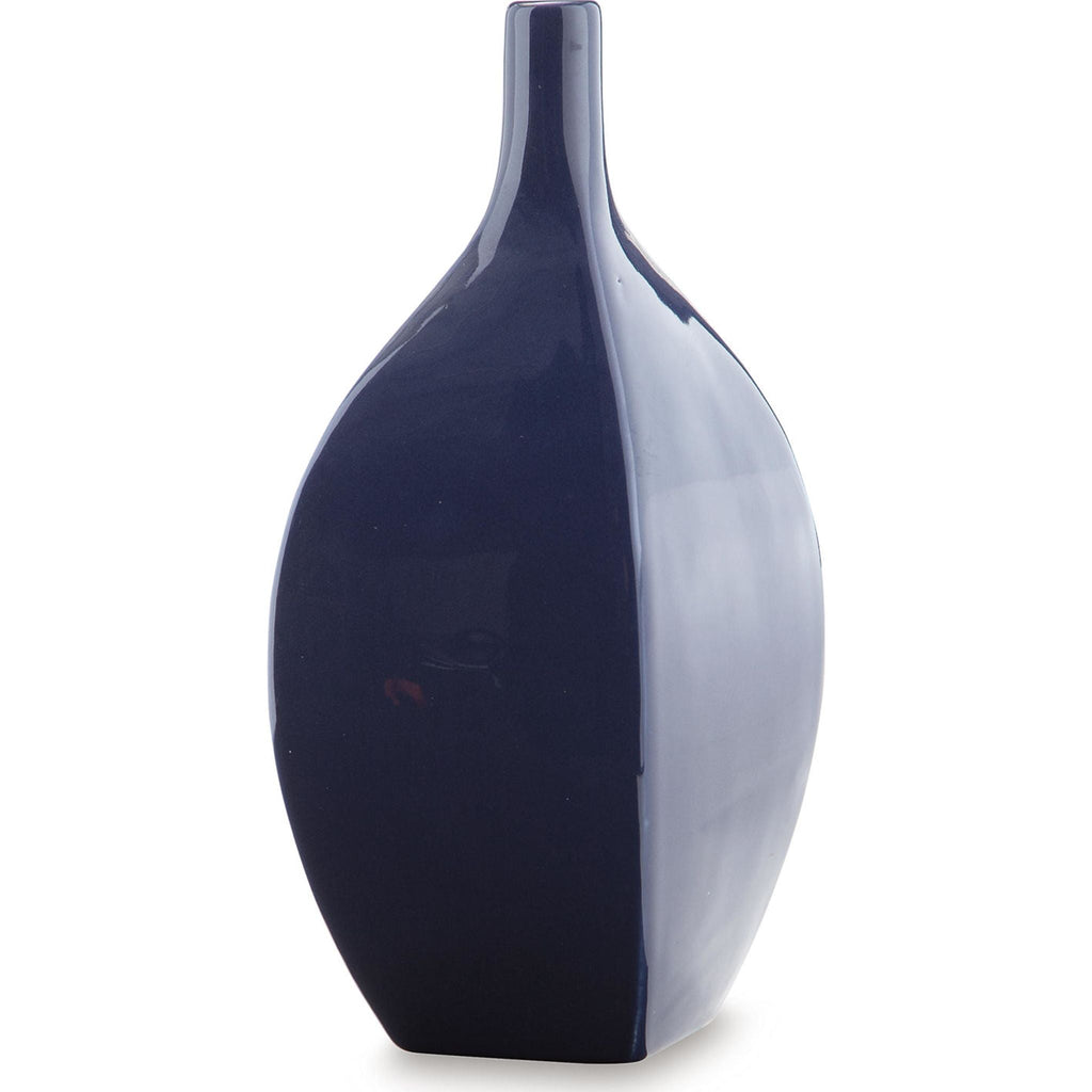 Abtinson Vase