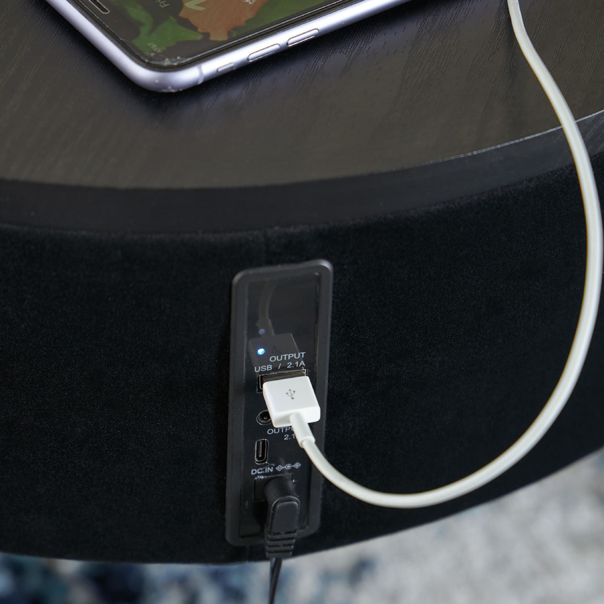 Nedman Accent Table with Speaker - Black/Gold Finish