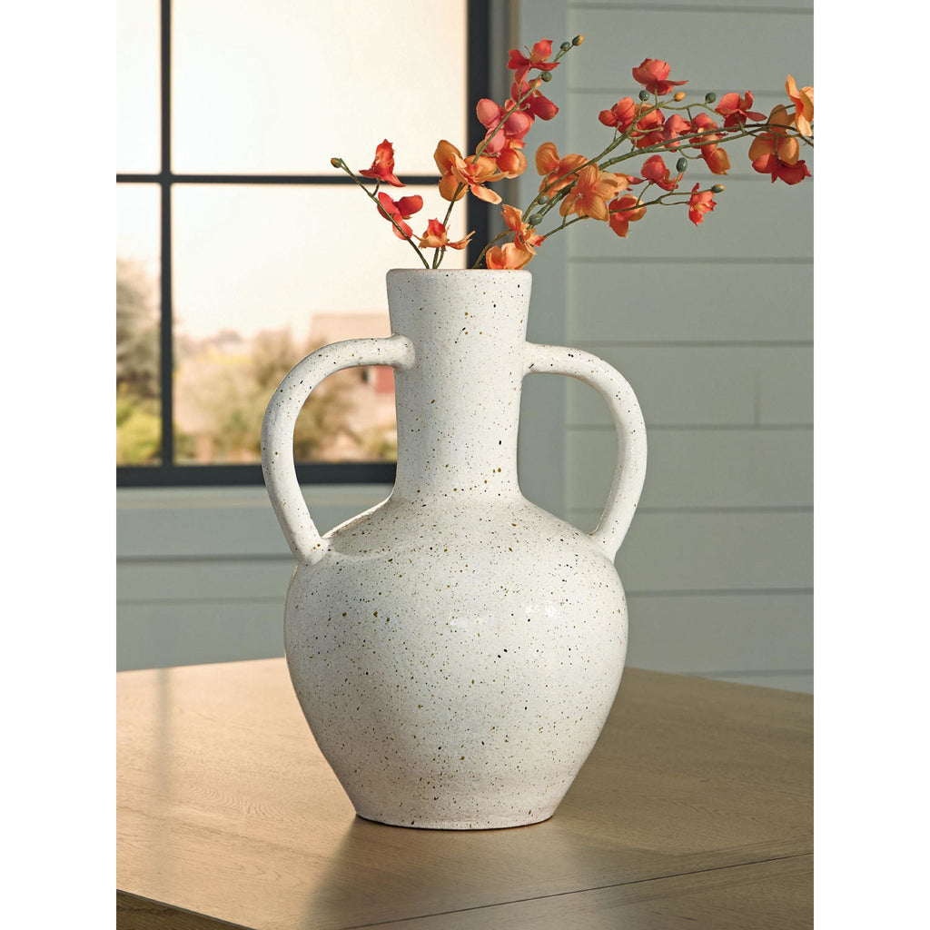 Dallinworth Vase