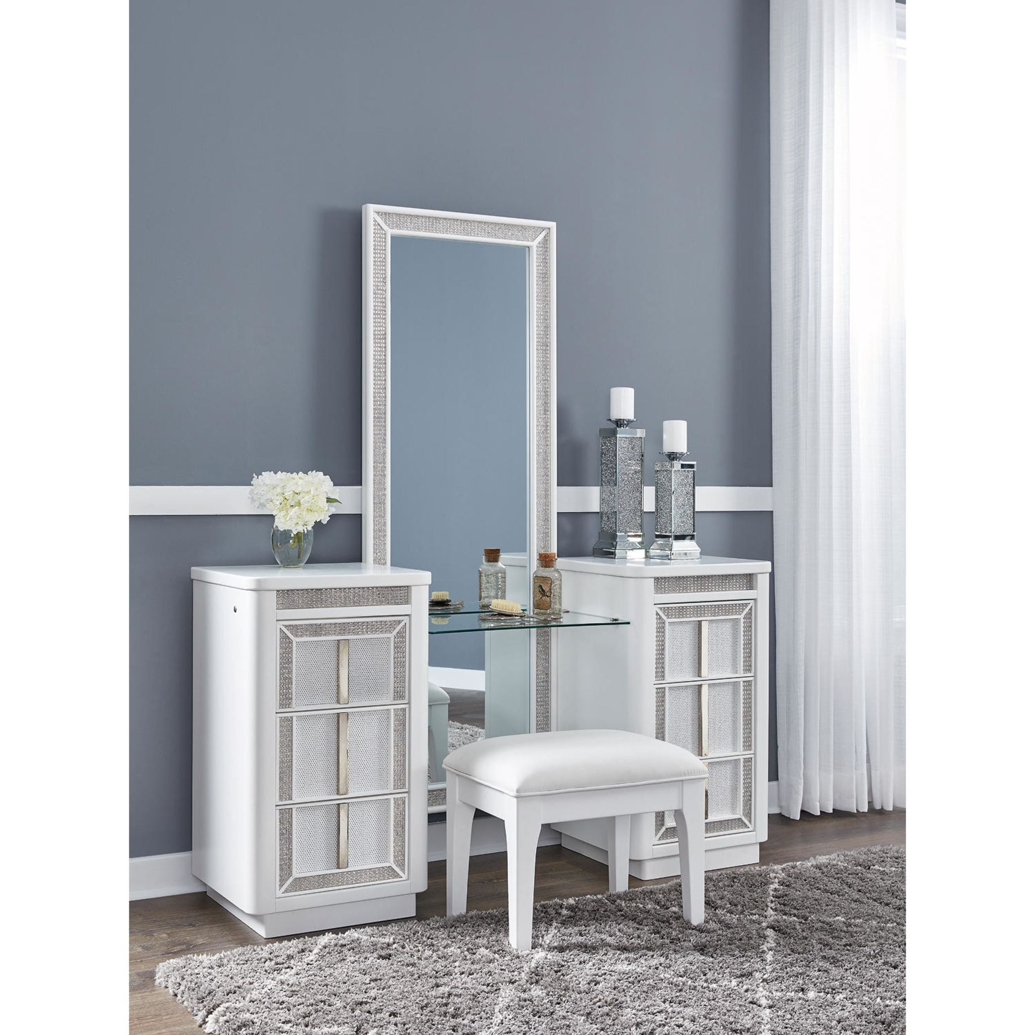 Chalanna Vanity and Mirror - White