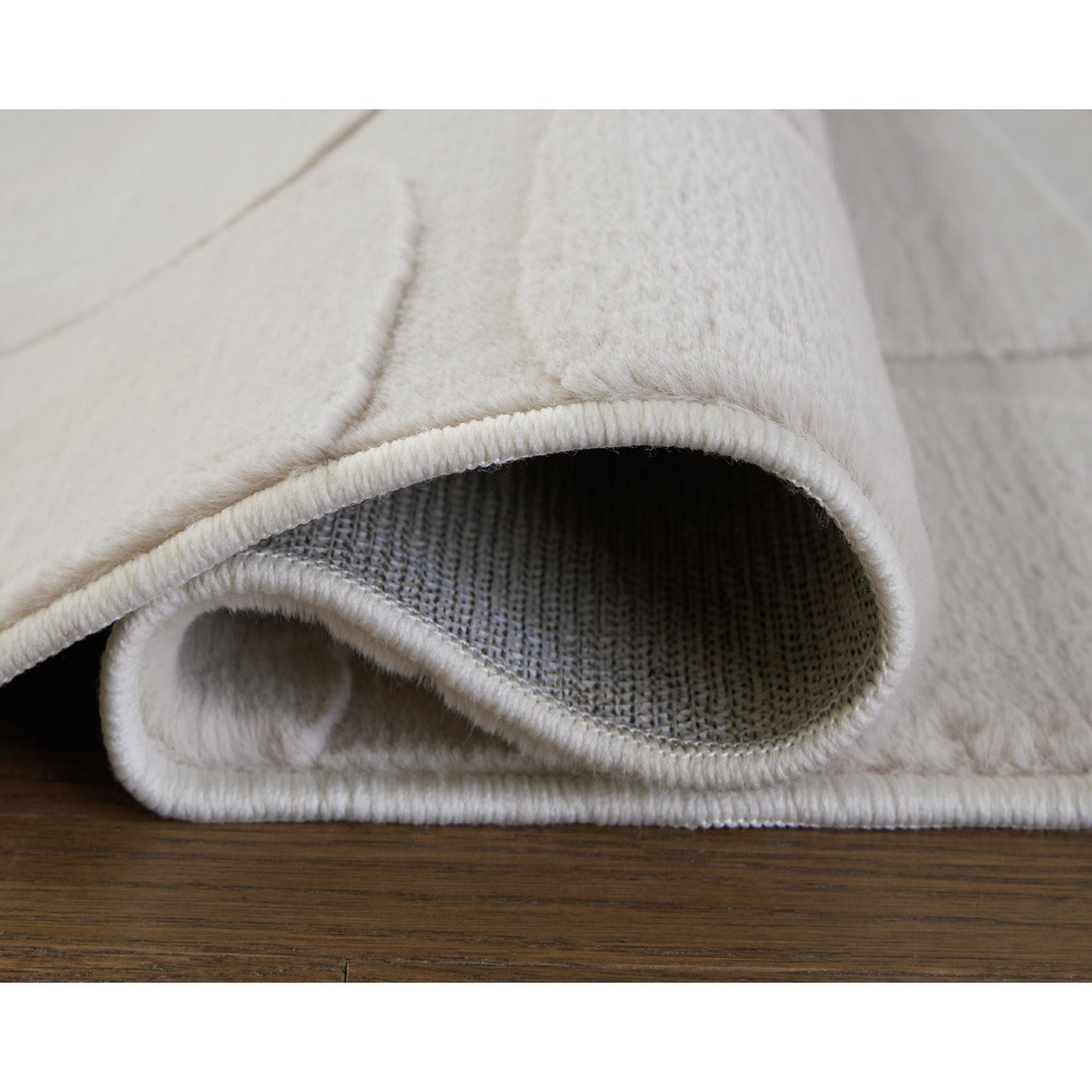 Malvinsboro Area Rug - 5'x7'