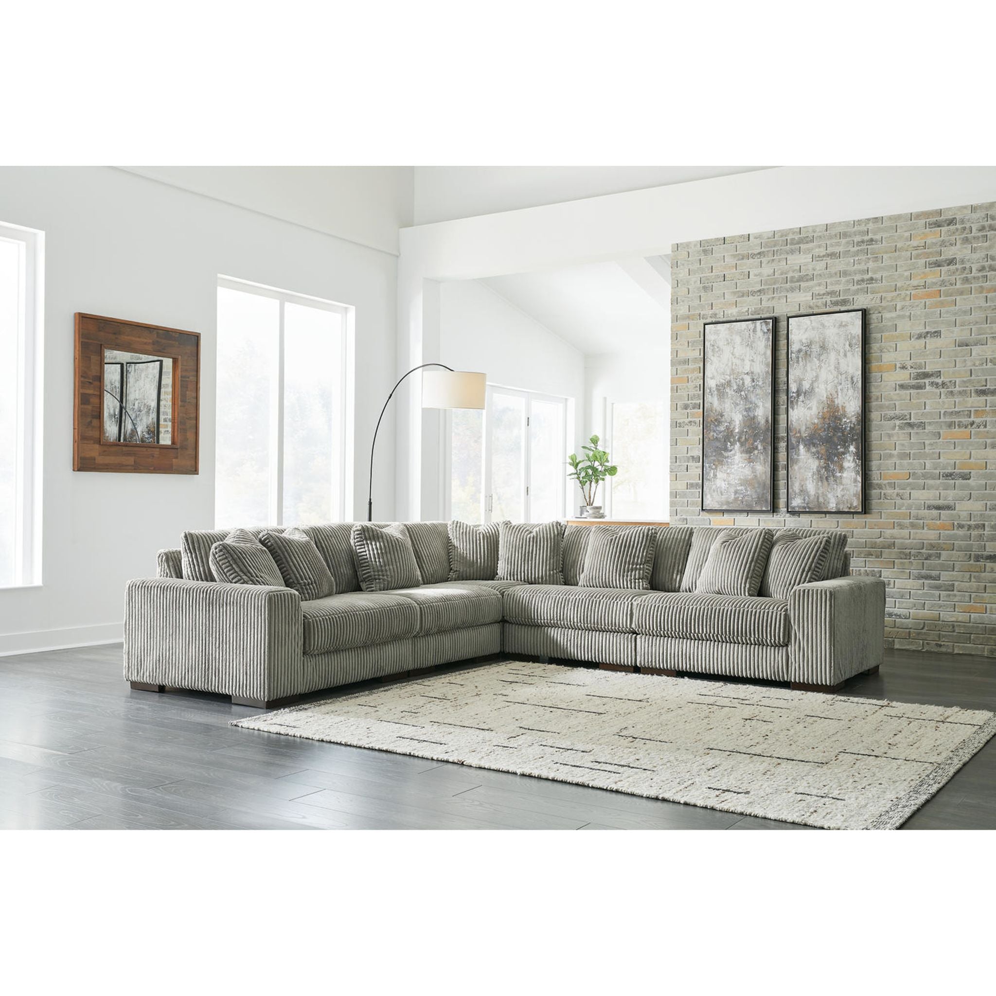 Lindyn 5 Piece Sectional