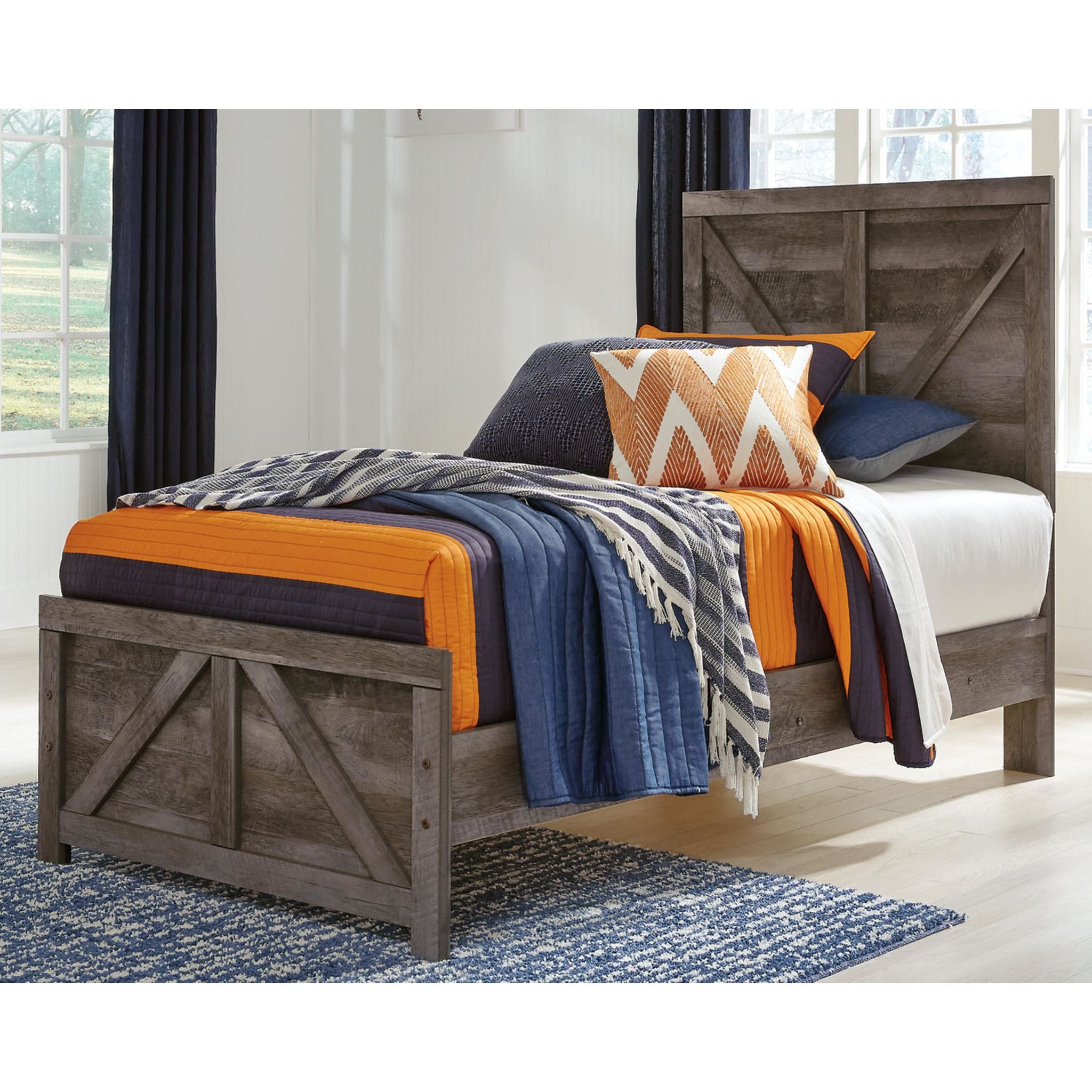 Wynnlow Crossbuck Panel Bed - Gray