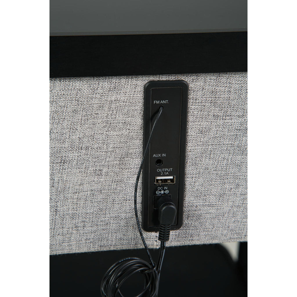 Jorvalee Accent Table - Gray/Black