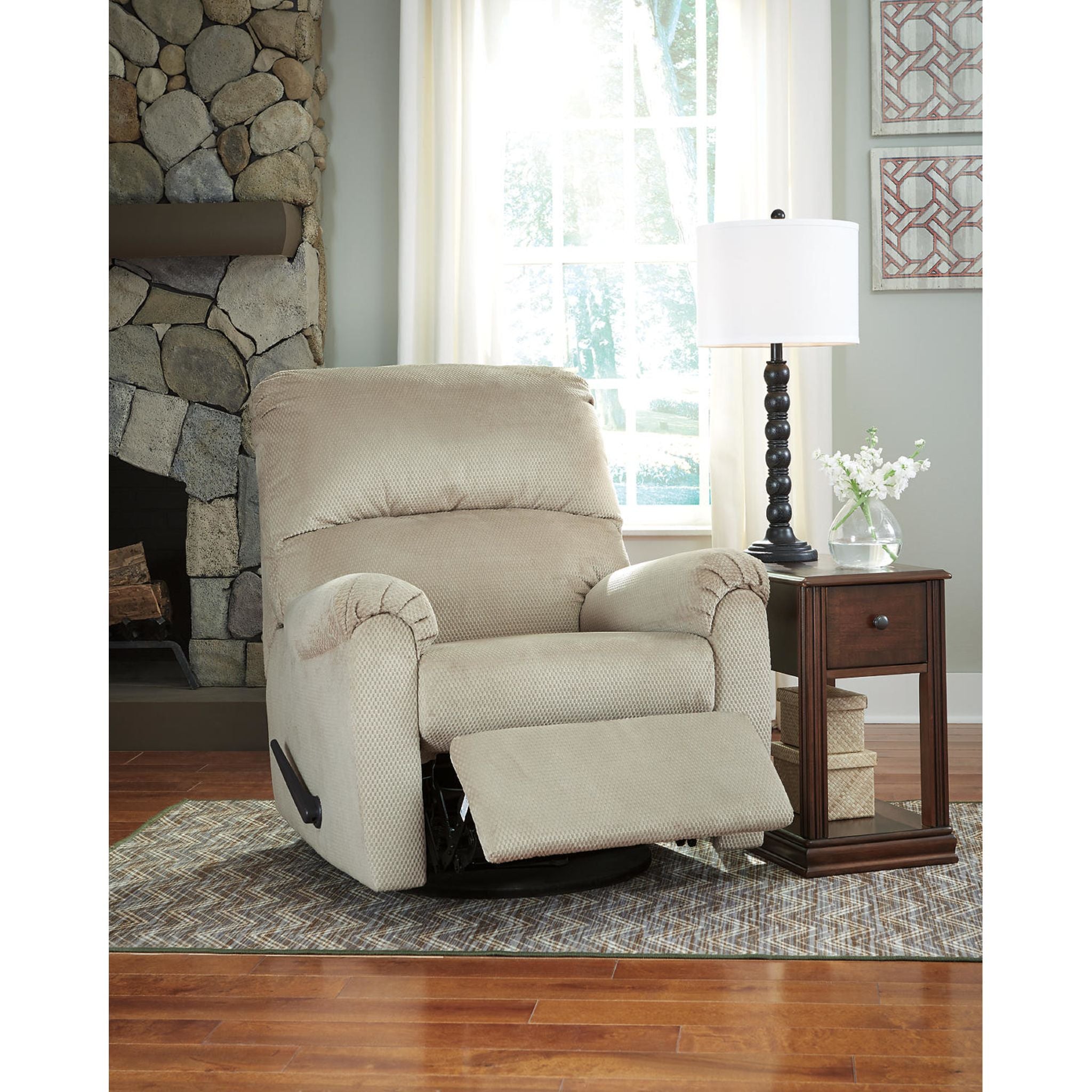 Breegin End Table - Brown