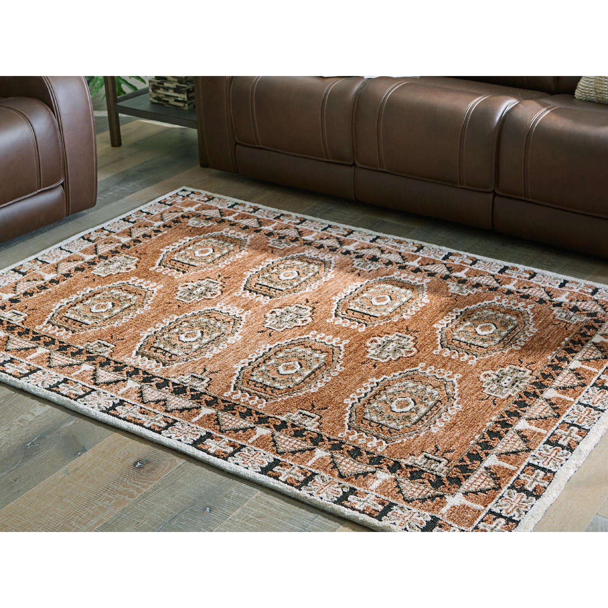 Qaabiz Area Rug - 5'x7'