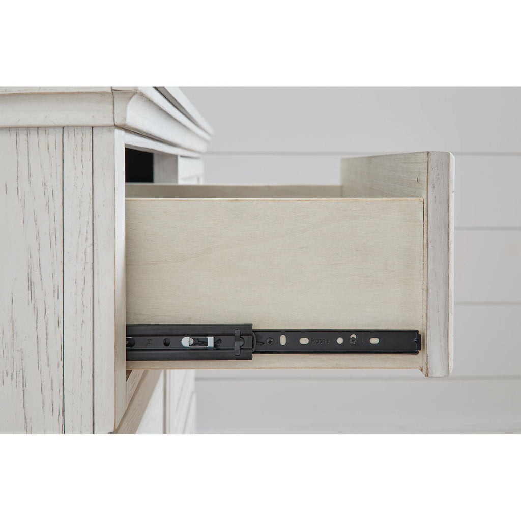 Robbinsdale Dresser and Mirror - Antique White