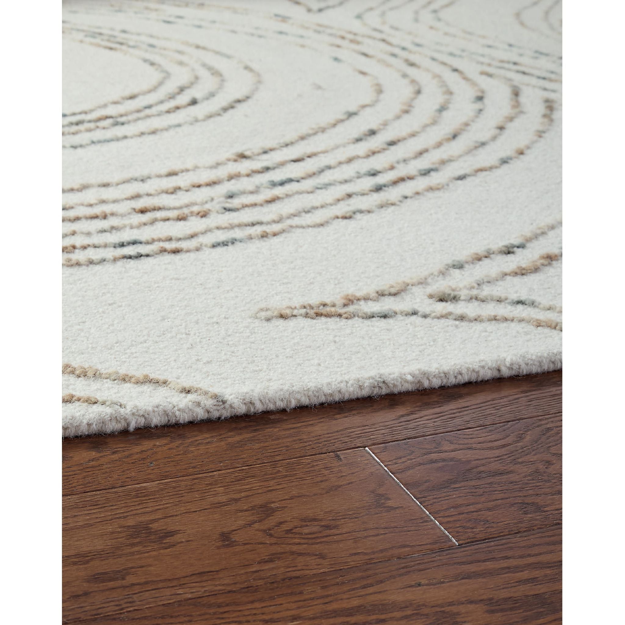 Deenbury Area Rug - 8'x10'