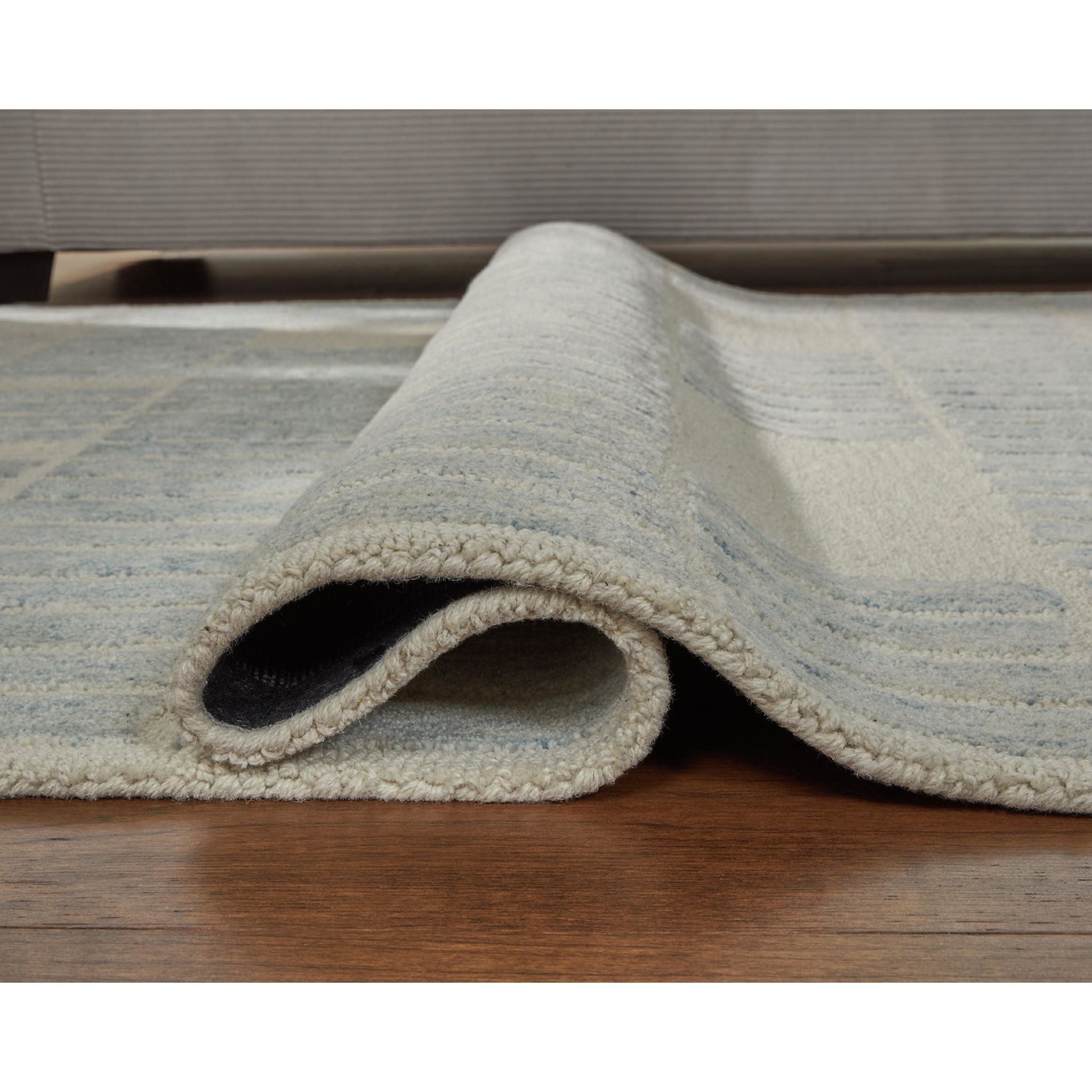 Dylanton Area Rug - 8'x10'