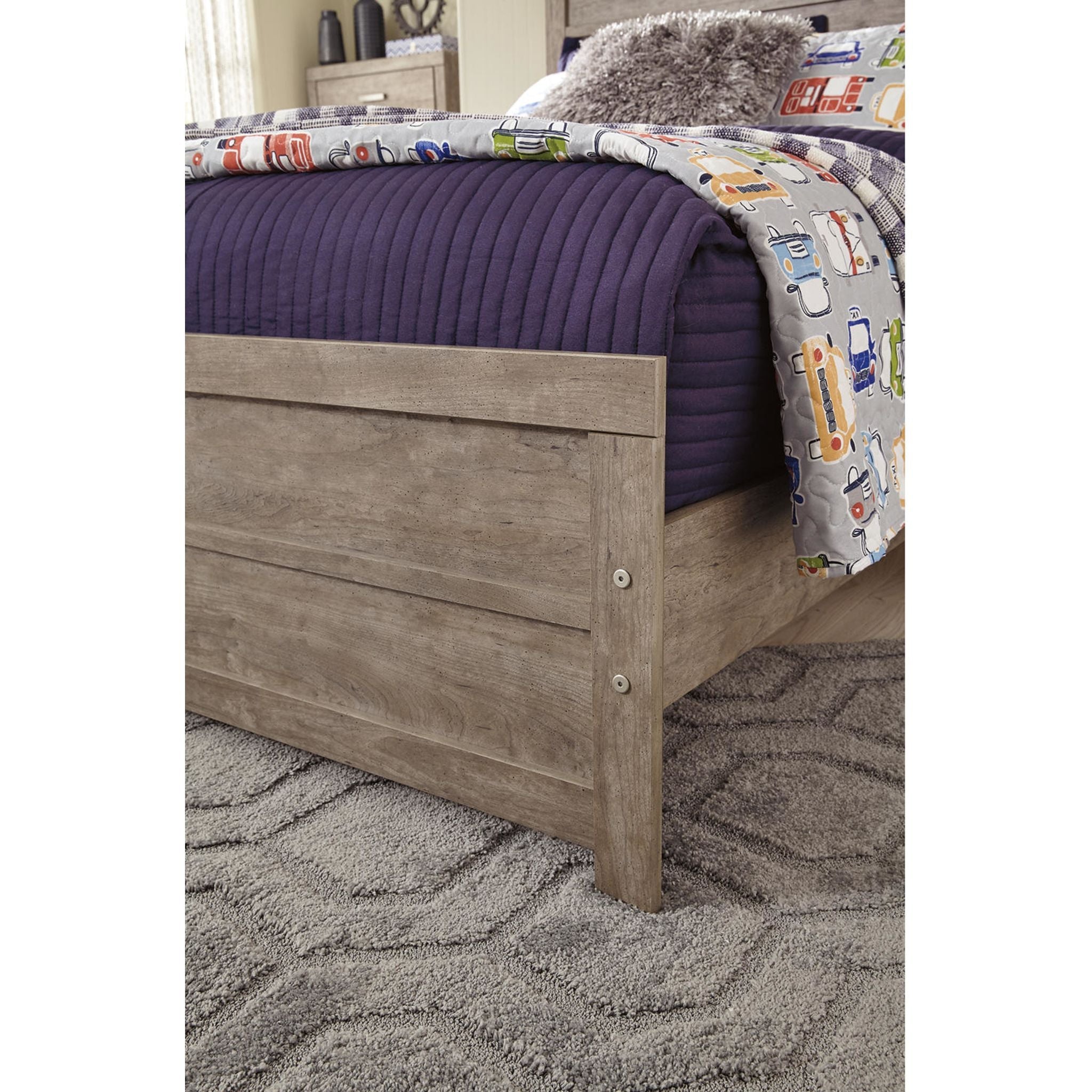 Culverbach Full Panel Bed - Gray