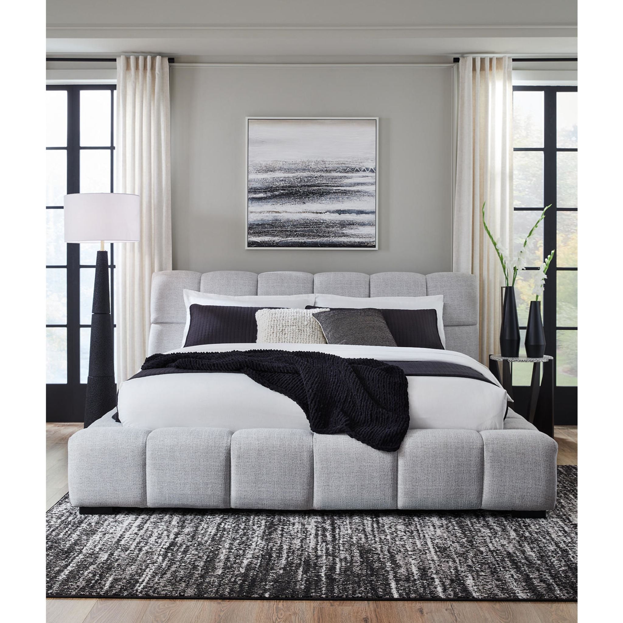 Grendusk Upholstered Bed - Light Gray