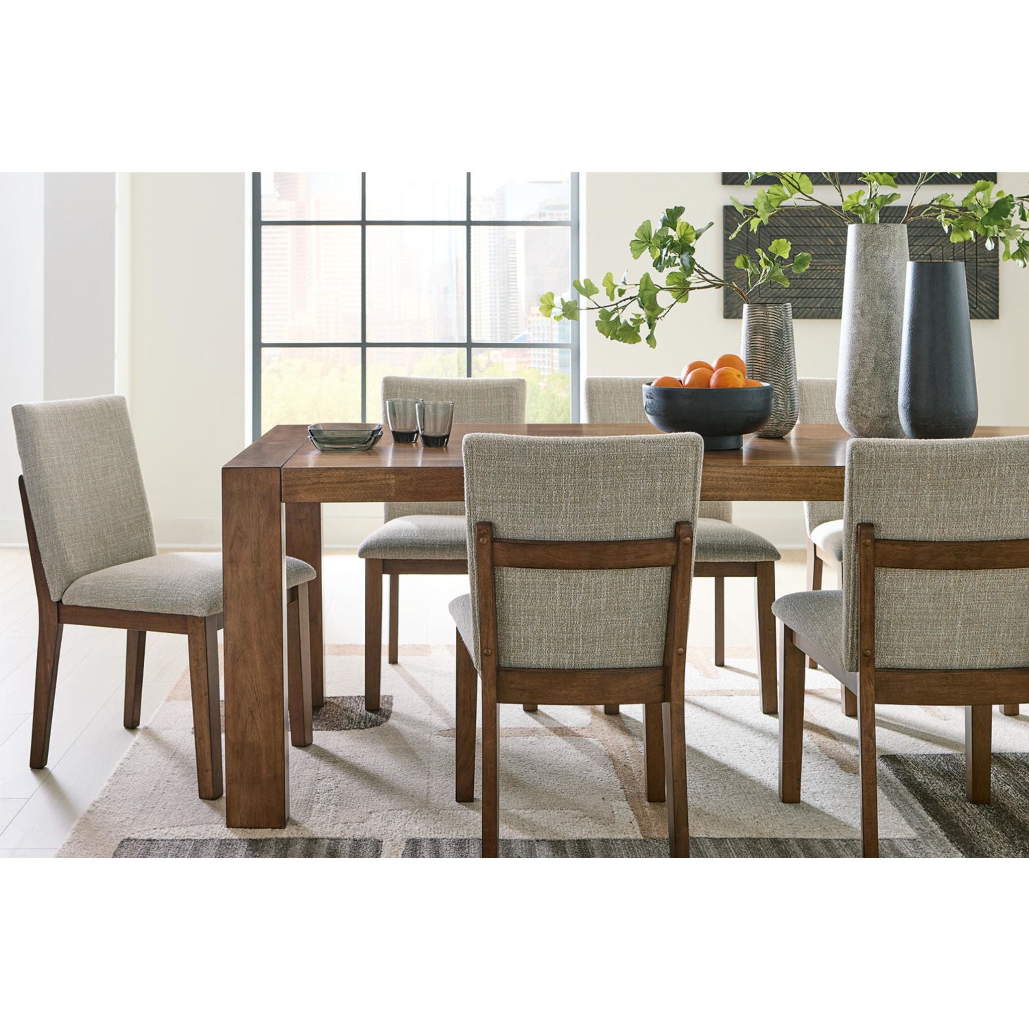 Kraeburn Dining Set