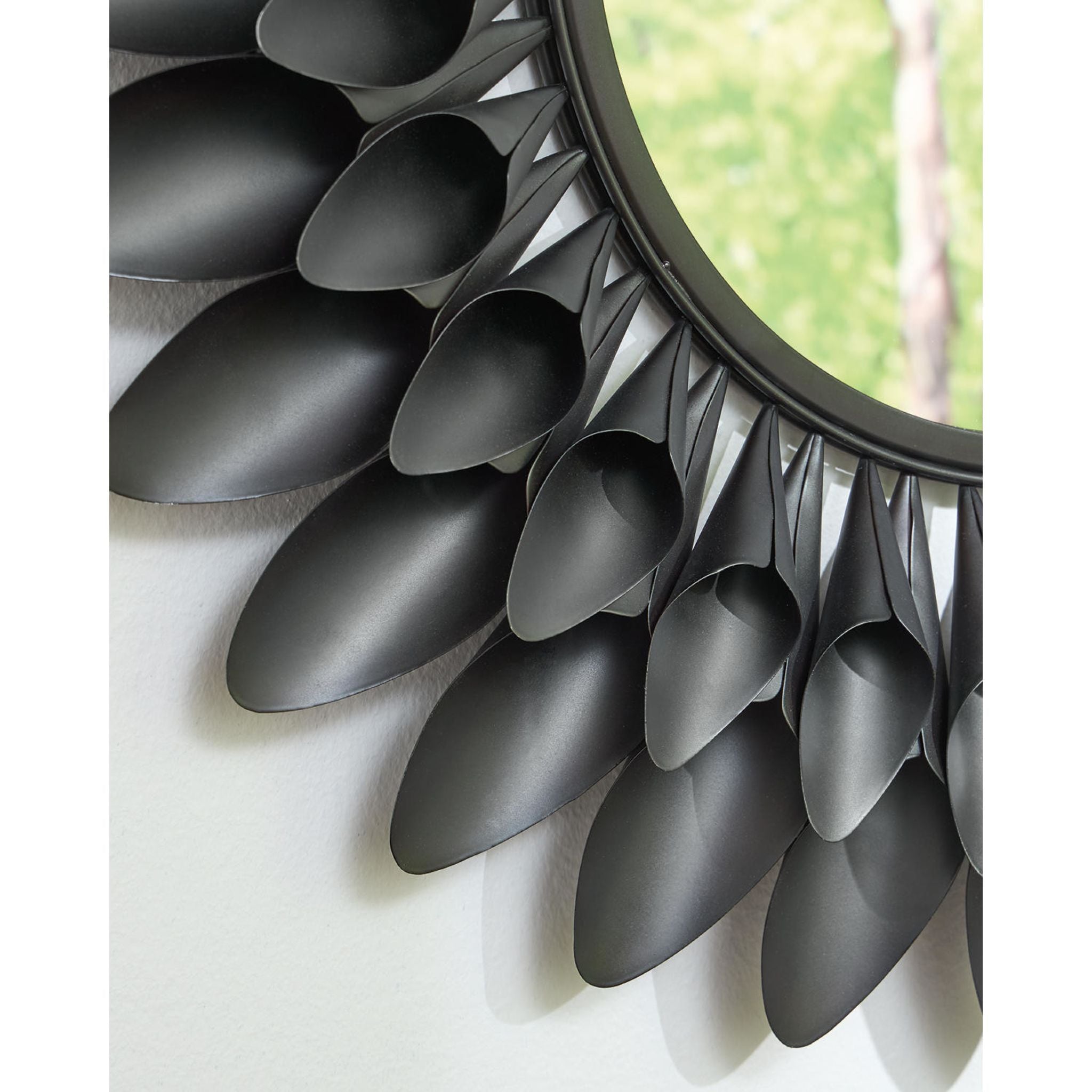 Ryenmour Accent Mirror 31.50 x 31.50