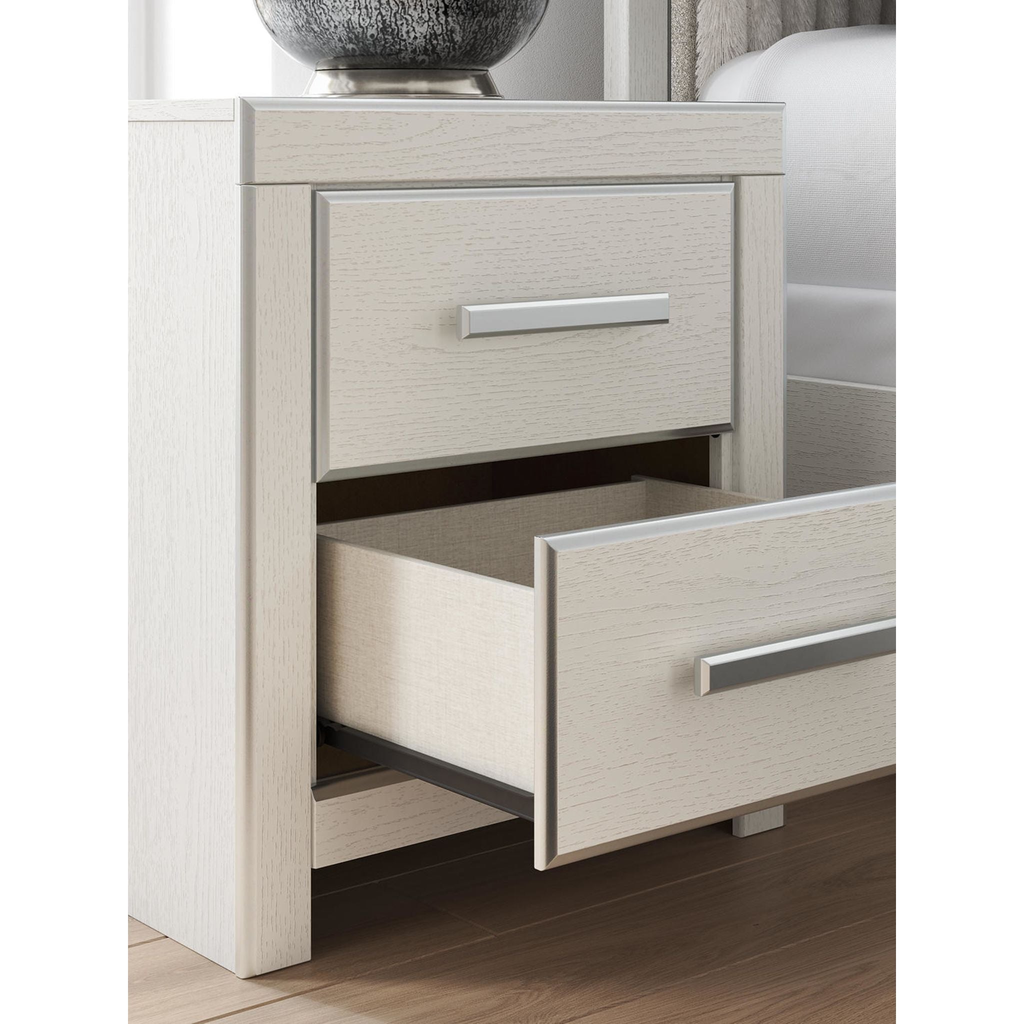 Zuraleus Nightstand - White