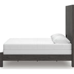 Fraluna Queen Panel Bed - Charcoal