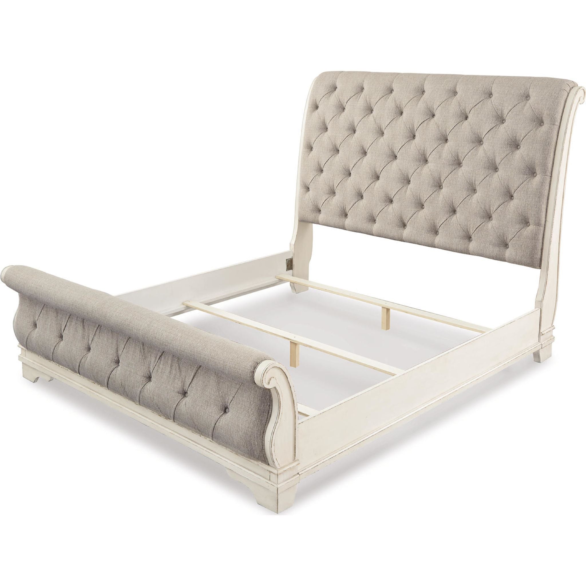 Realyn Sleigh Bed