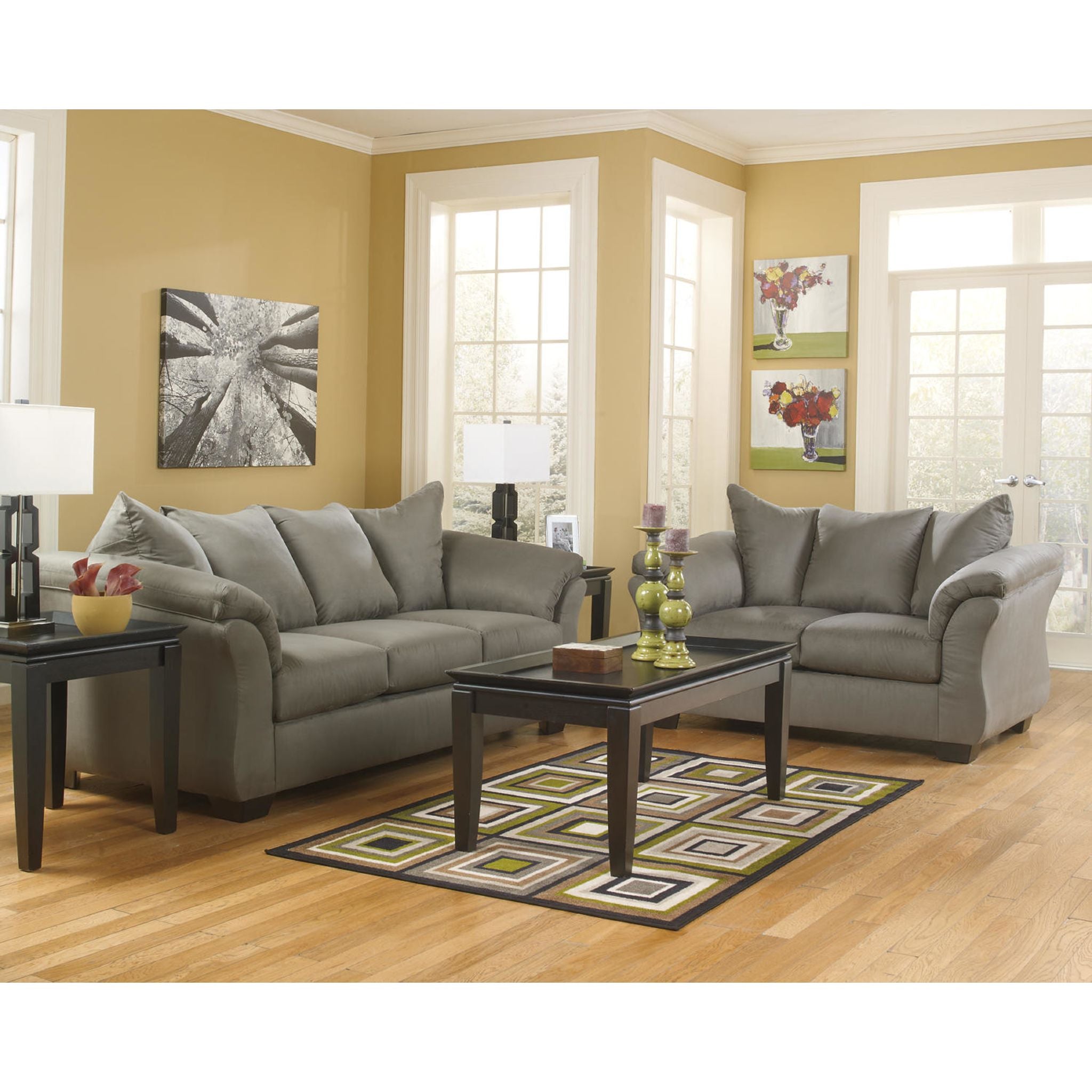 Darcy Loveseat
