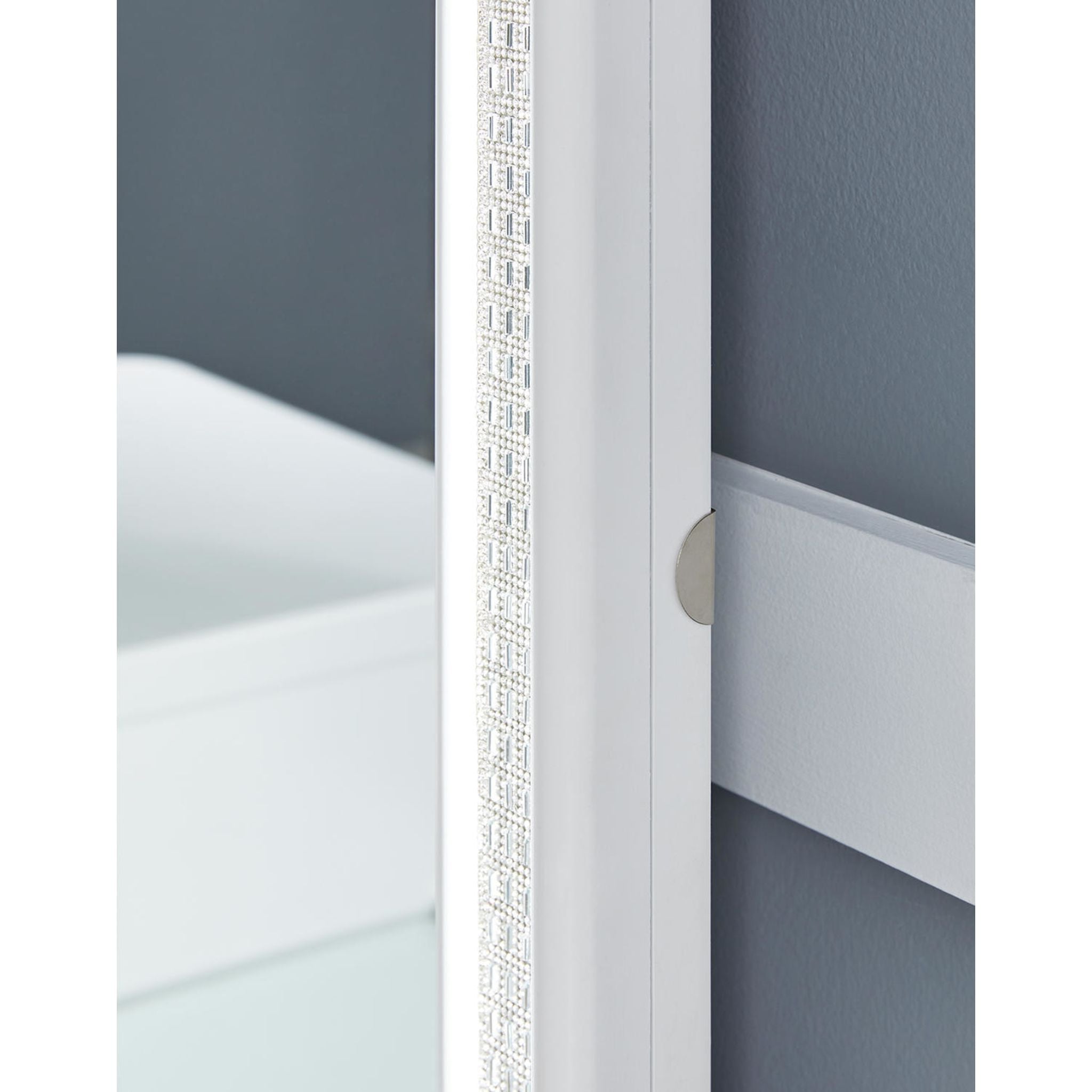 Chalanna Vanity and Mirror - White