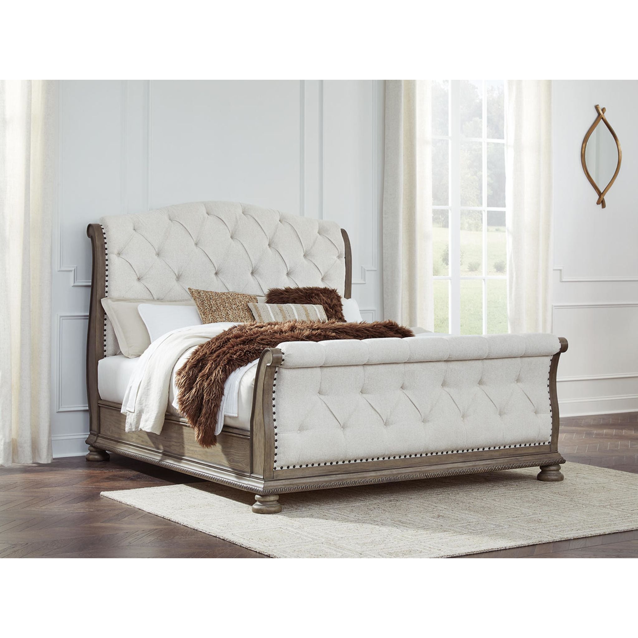 Ardenfield Sleigh Bed - Light Brown