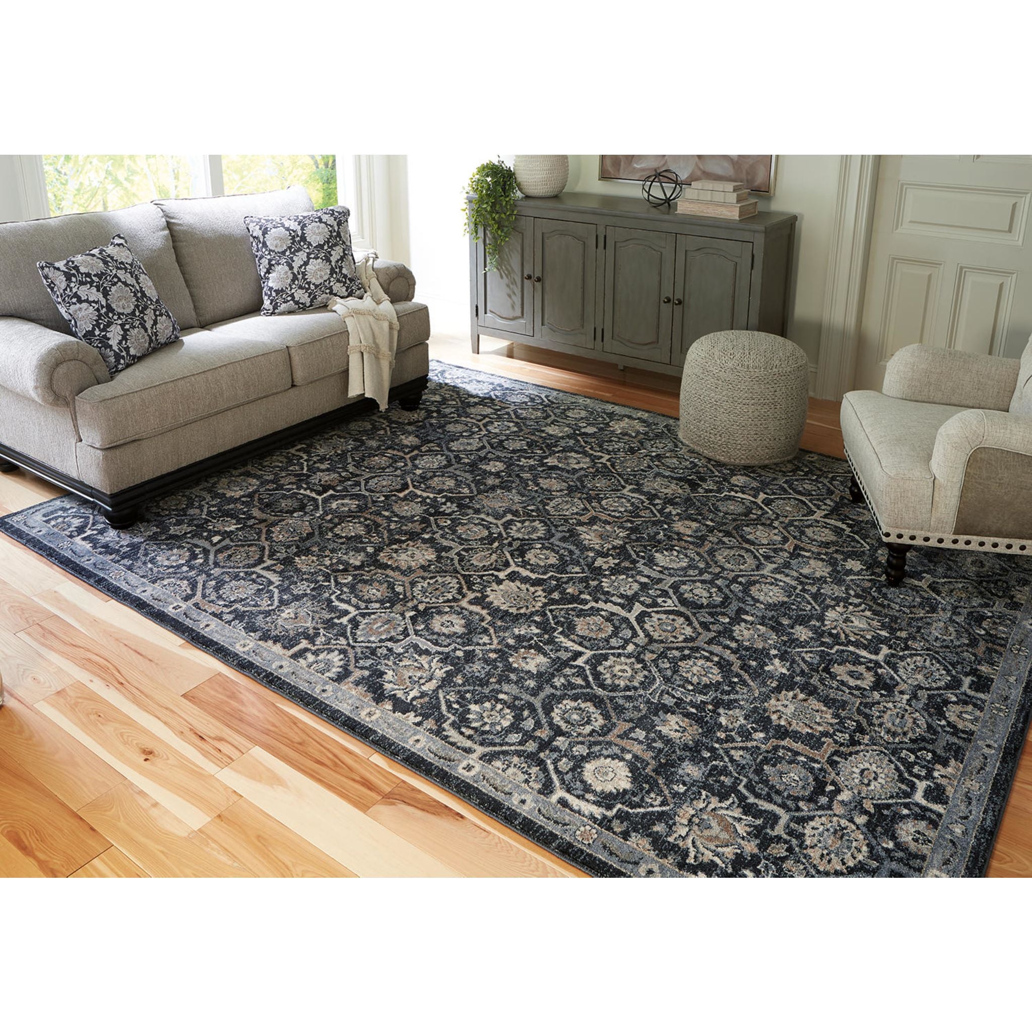 Hilcott Area Rug - 8'x10'