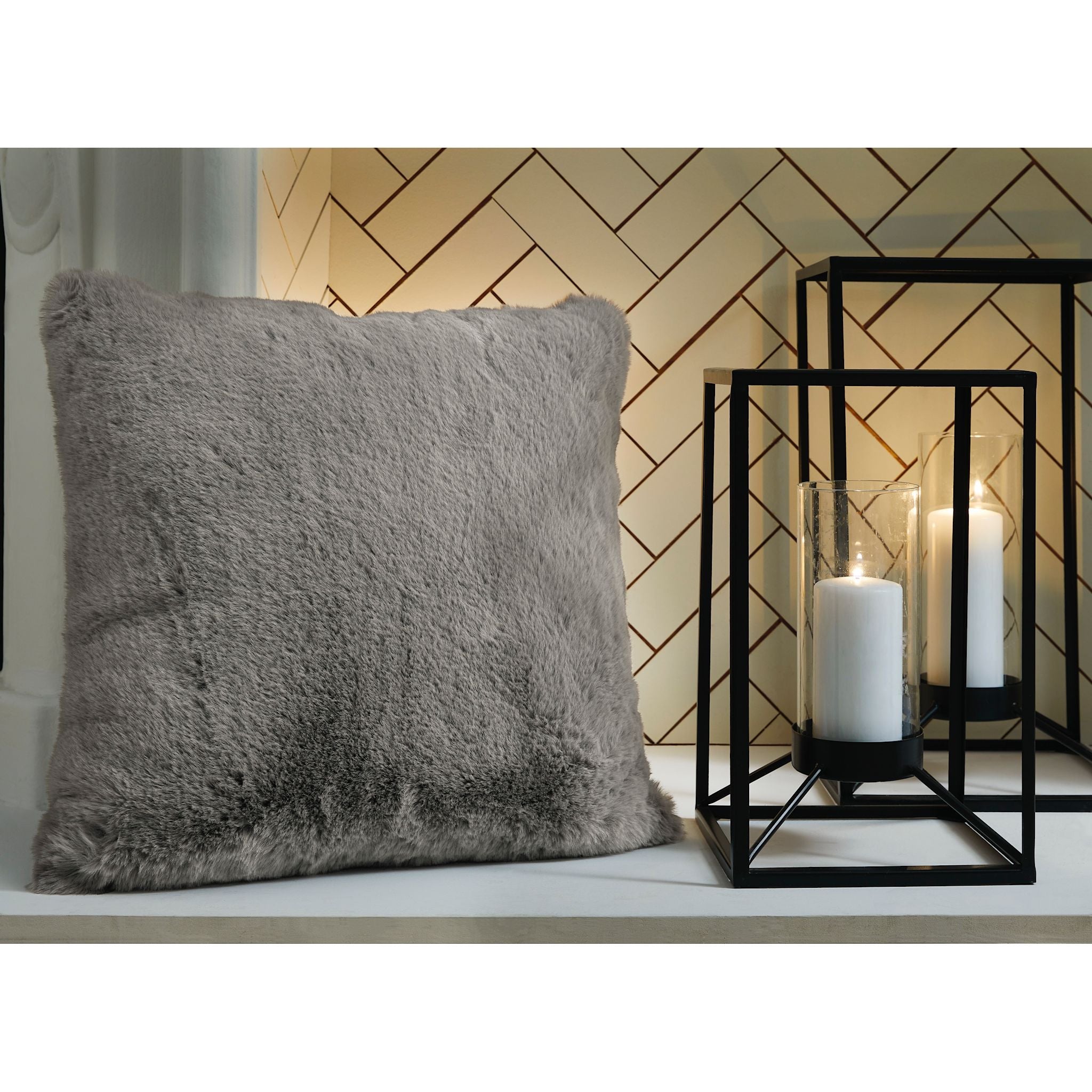 Gariland Accent Pillow