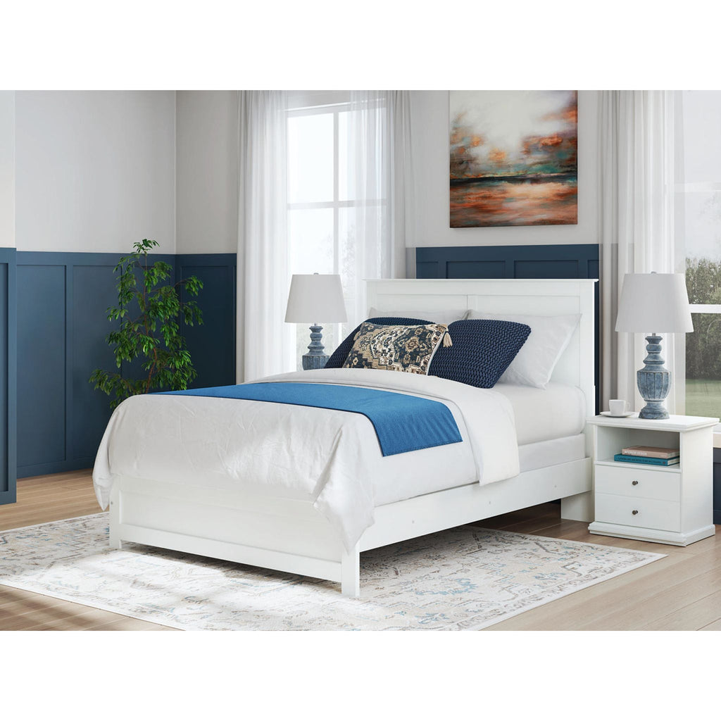 Bostwick Shoals Panel Bed - White