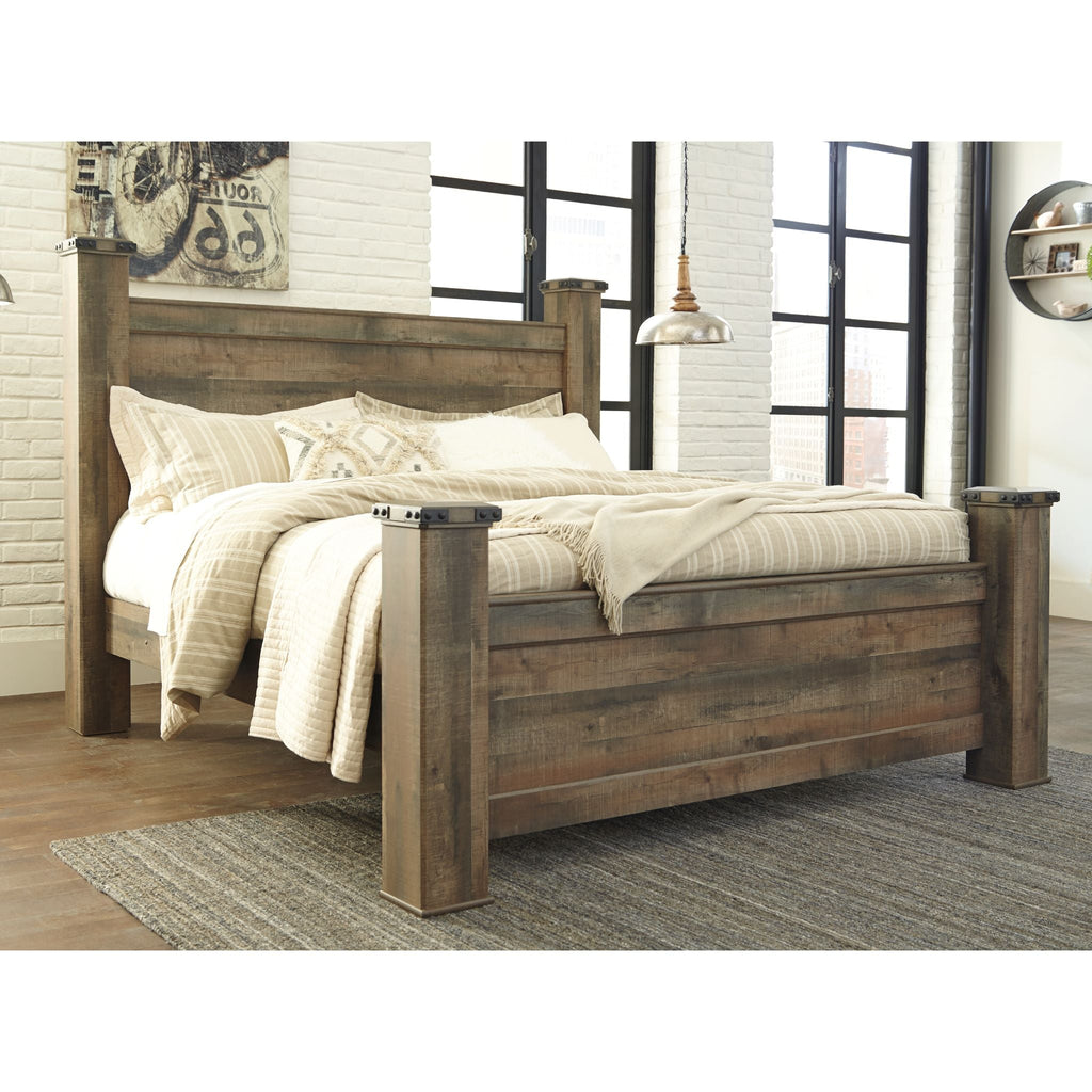 Trinell Poster Bed - Brown