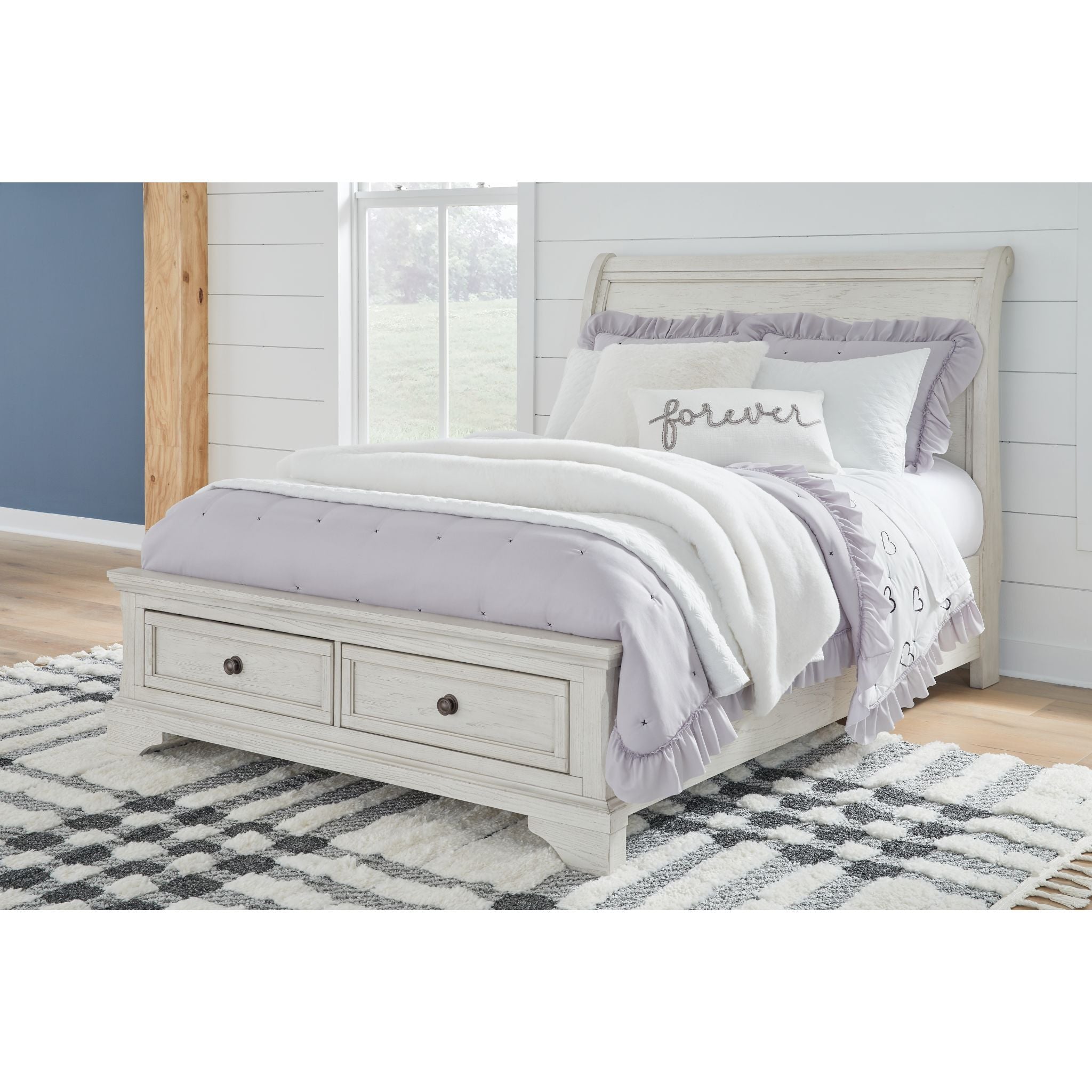 Robbinsdale Full Sleigh Storage Bed