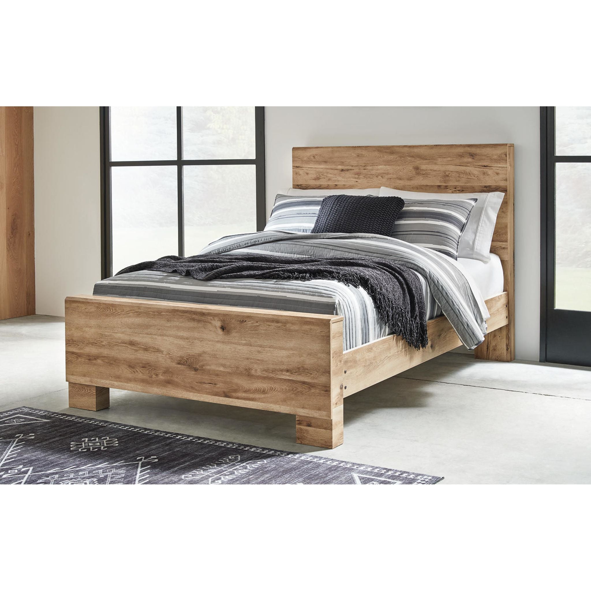 Hyanna 6 Piece Panel Bedroom - Tan Brown