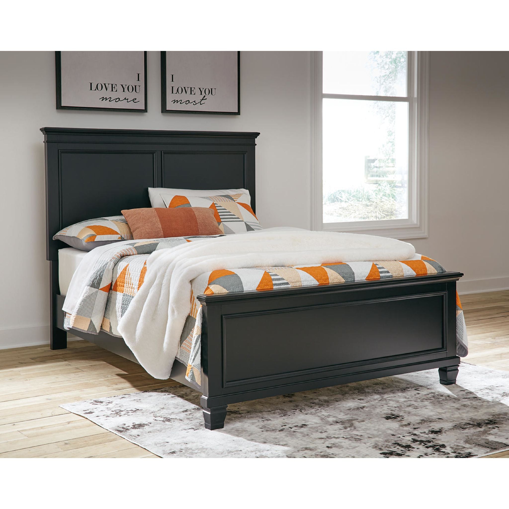 Lanolee 6 Piece Panel Bedroom - Black
