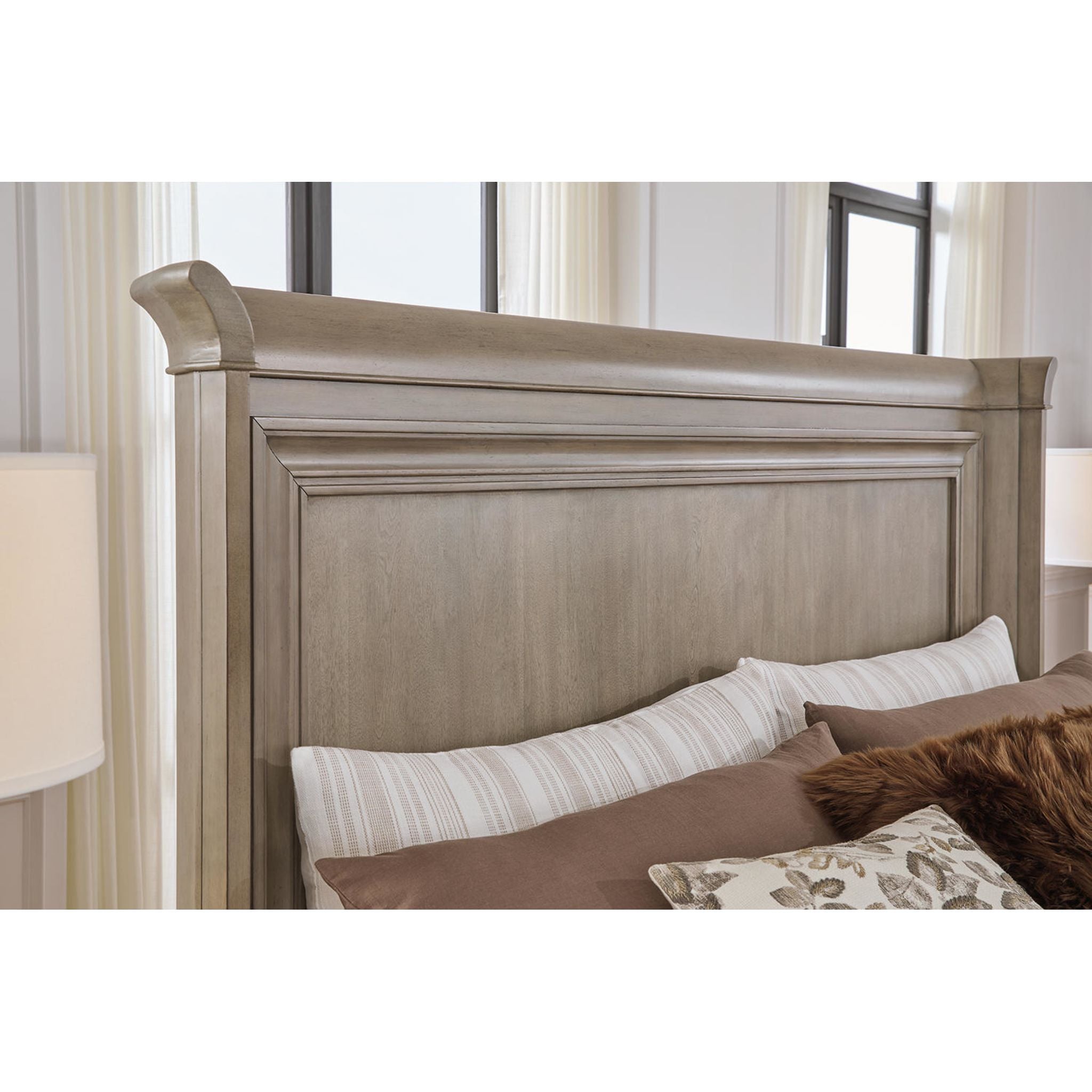 Lexorne 6 Piece Queen Sleigh Bedroom - Gray