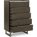 Arkenton Chest - Grayish Brown/White