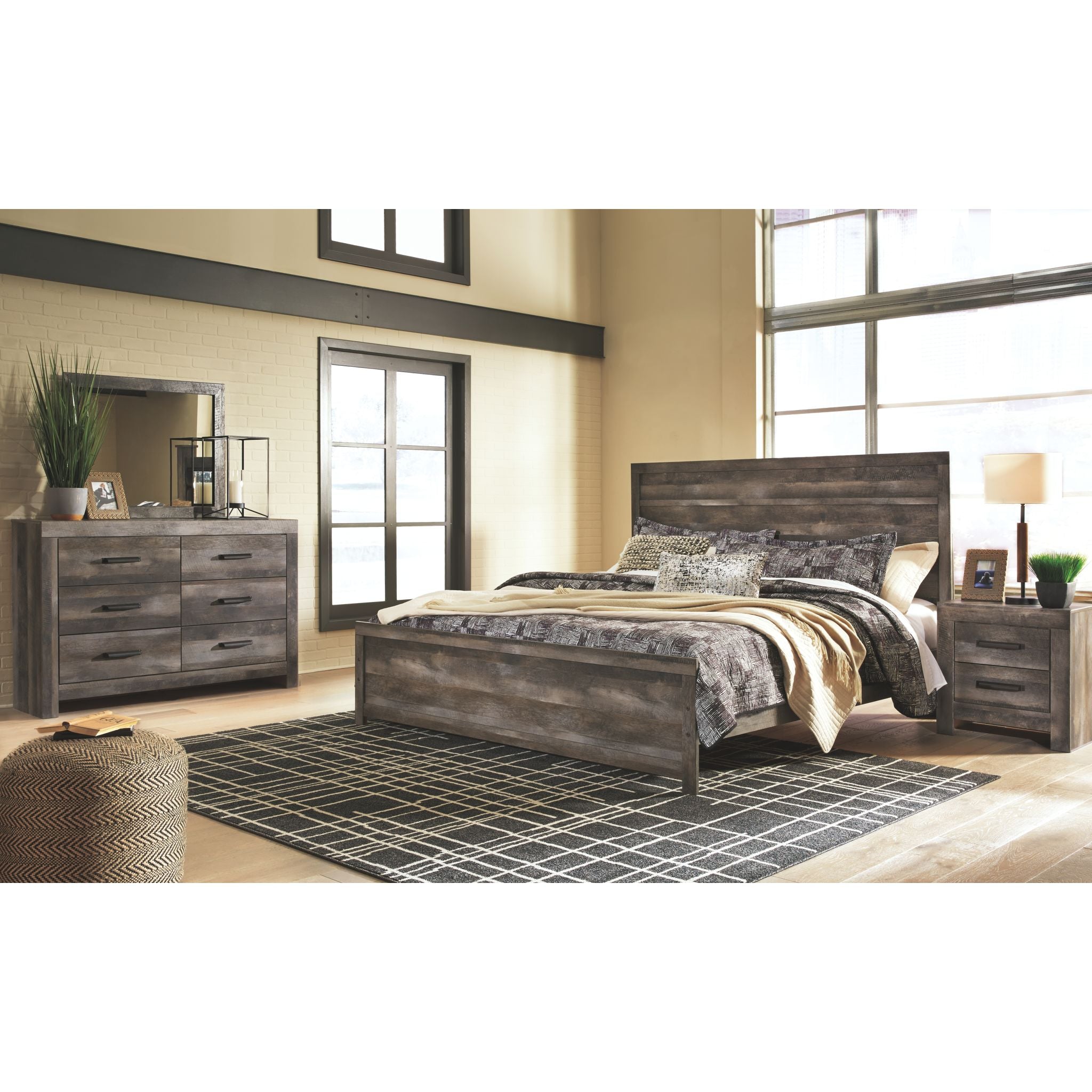 Wynnlow Panel Bed - Gray