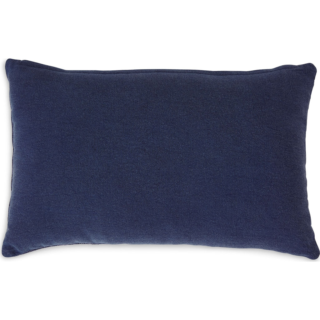 Dovinton Accent Pillow