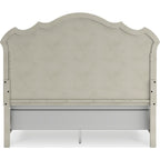 Arlendyne 6 Piece Panel Bedroom