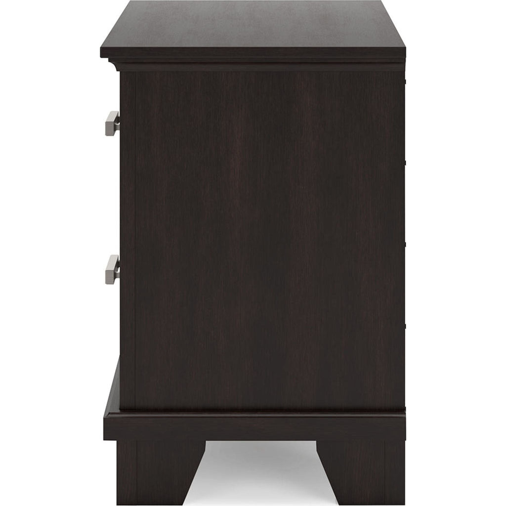 Covetown 6 Piece Queen Panel Bedroom - Dark Brown