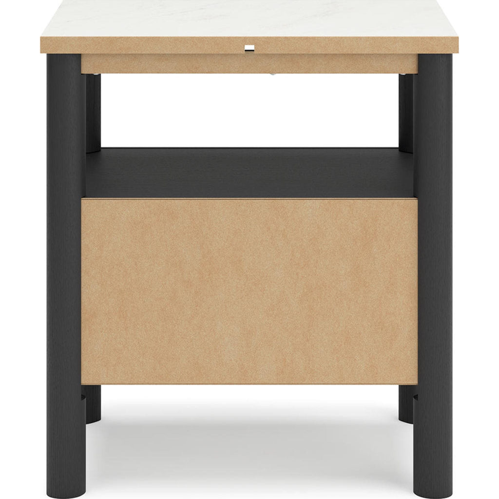 Cadmori 6 Piece Full Platform Bedroom - Black/White