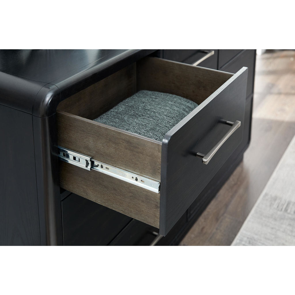 Rowanbeck Chest - Black