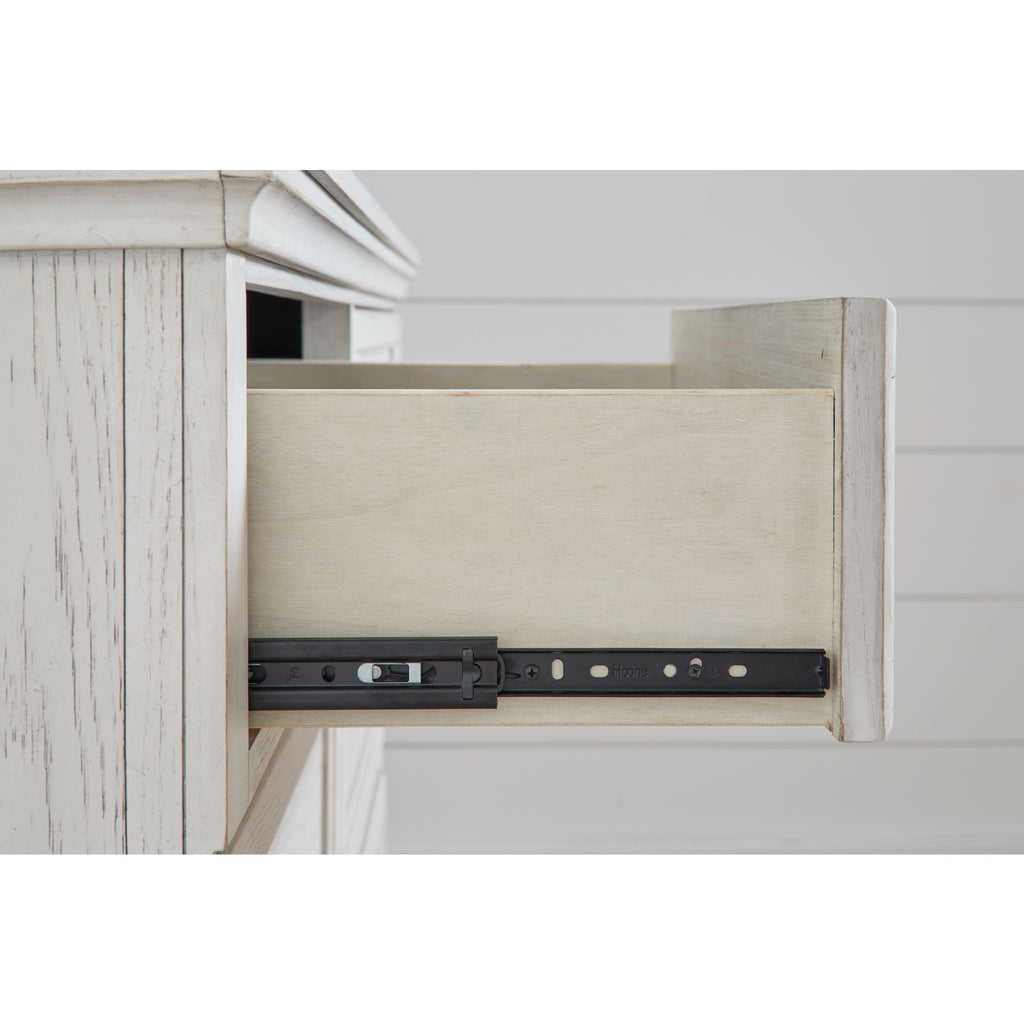 Robbinsdale Dresser and Mirror - Antique White