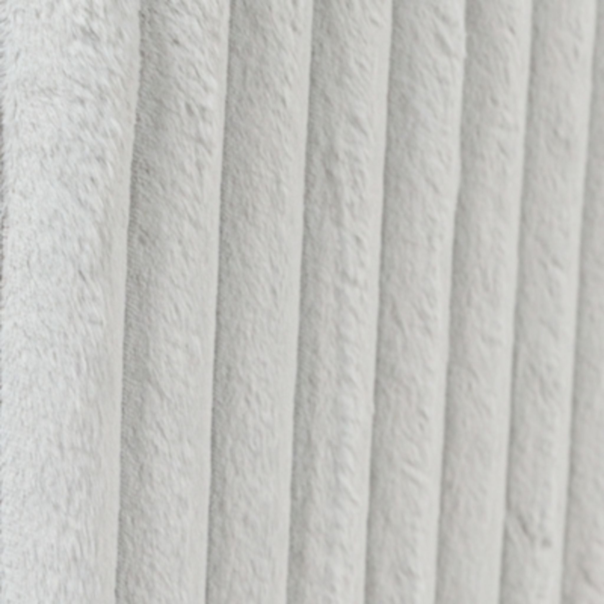 Zuraleus Queen Upholstered Bed - White