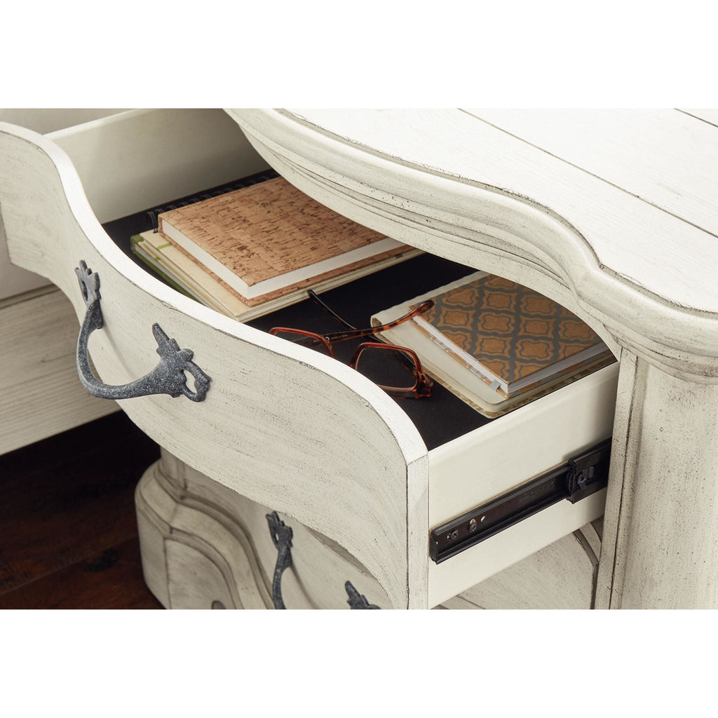 Arlendyne 6 Piece Panel Bedroom