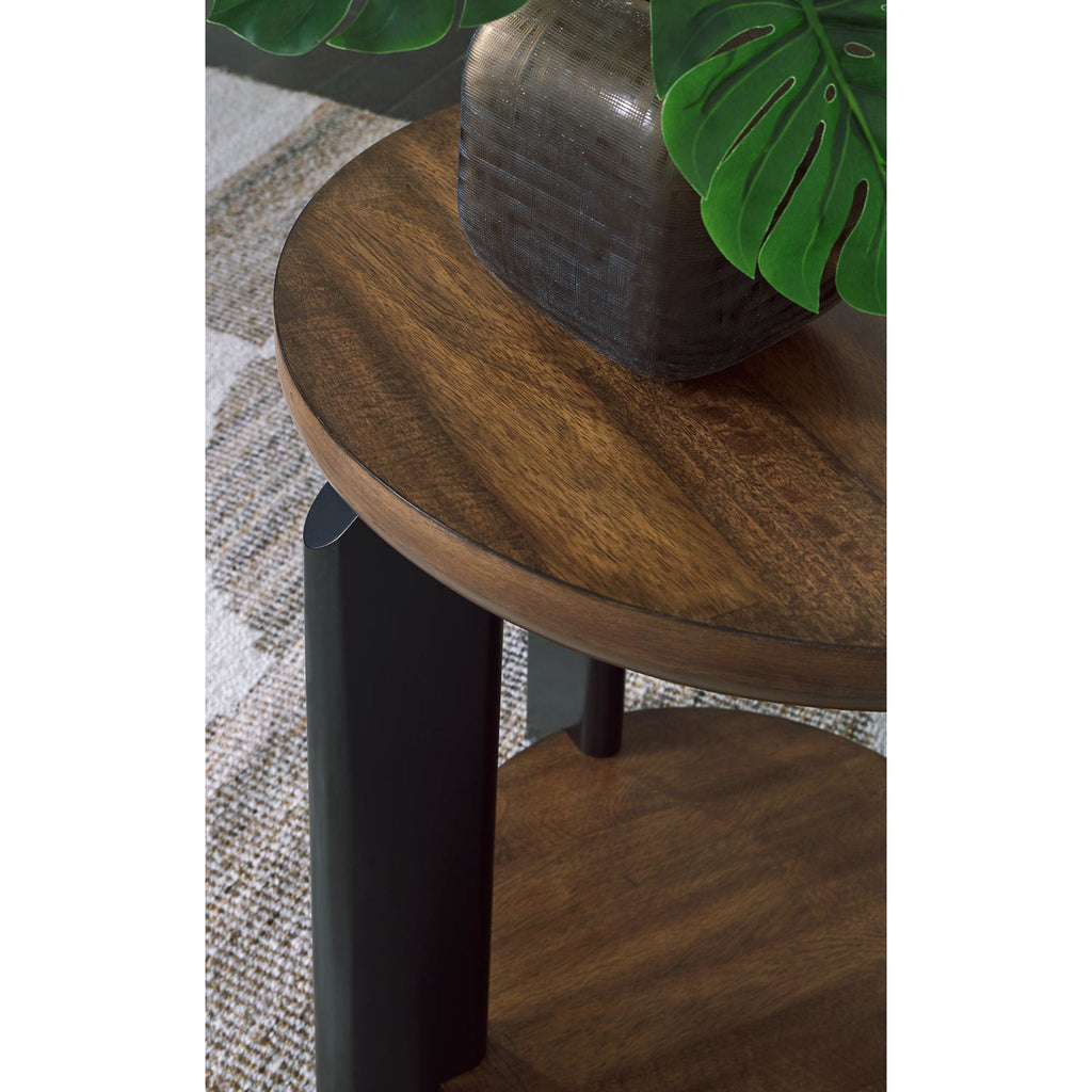 Kraeburn End Table - Brown/Black