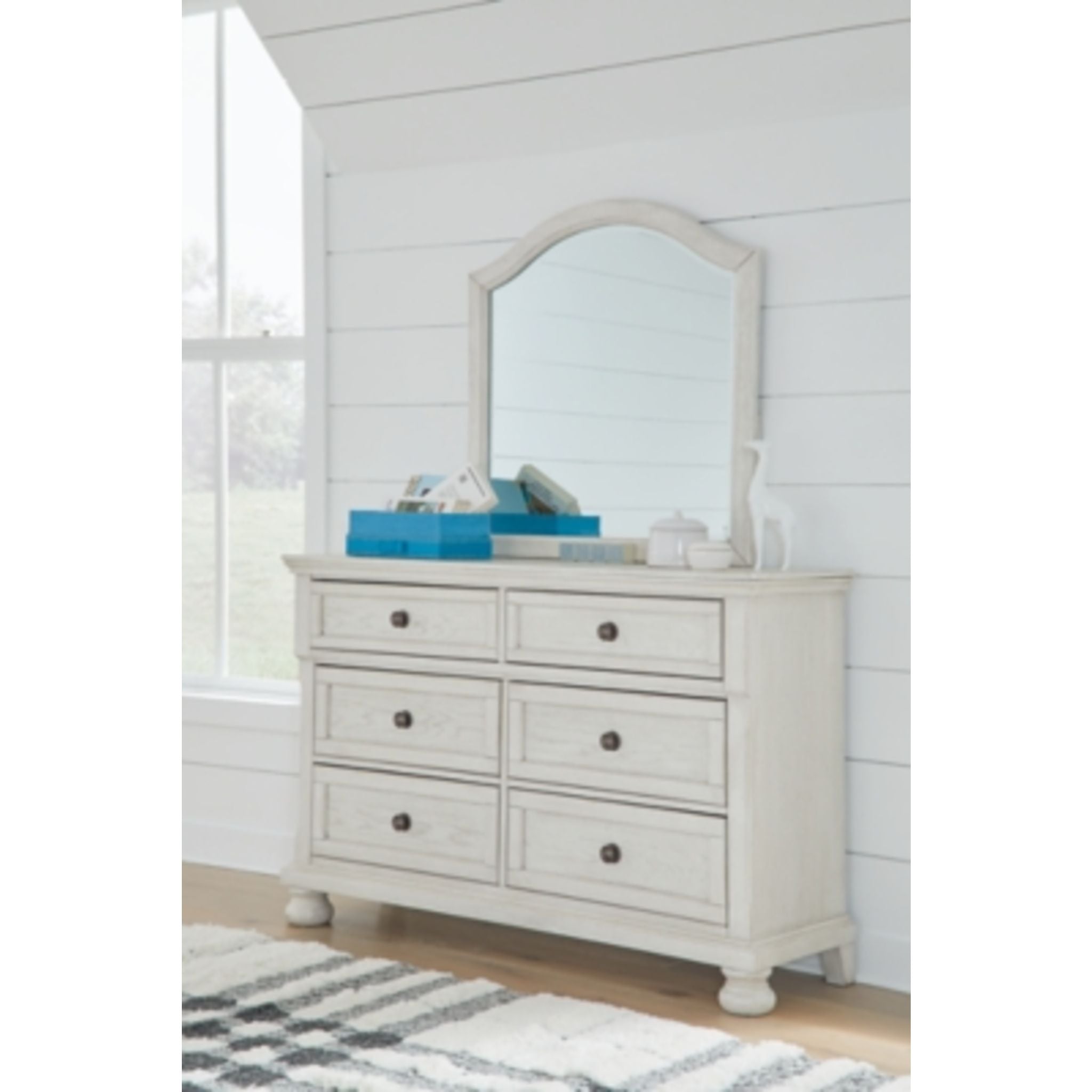 Robbinsdale Dresser and Mirror - Antique White
