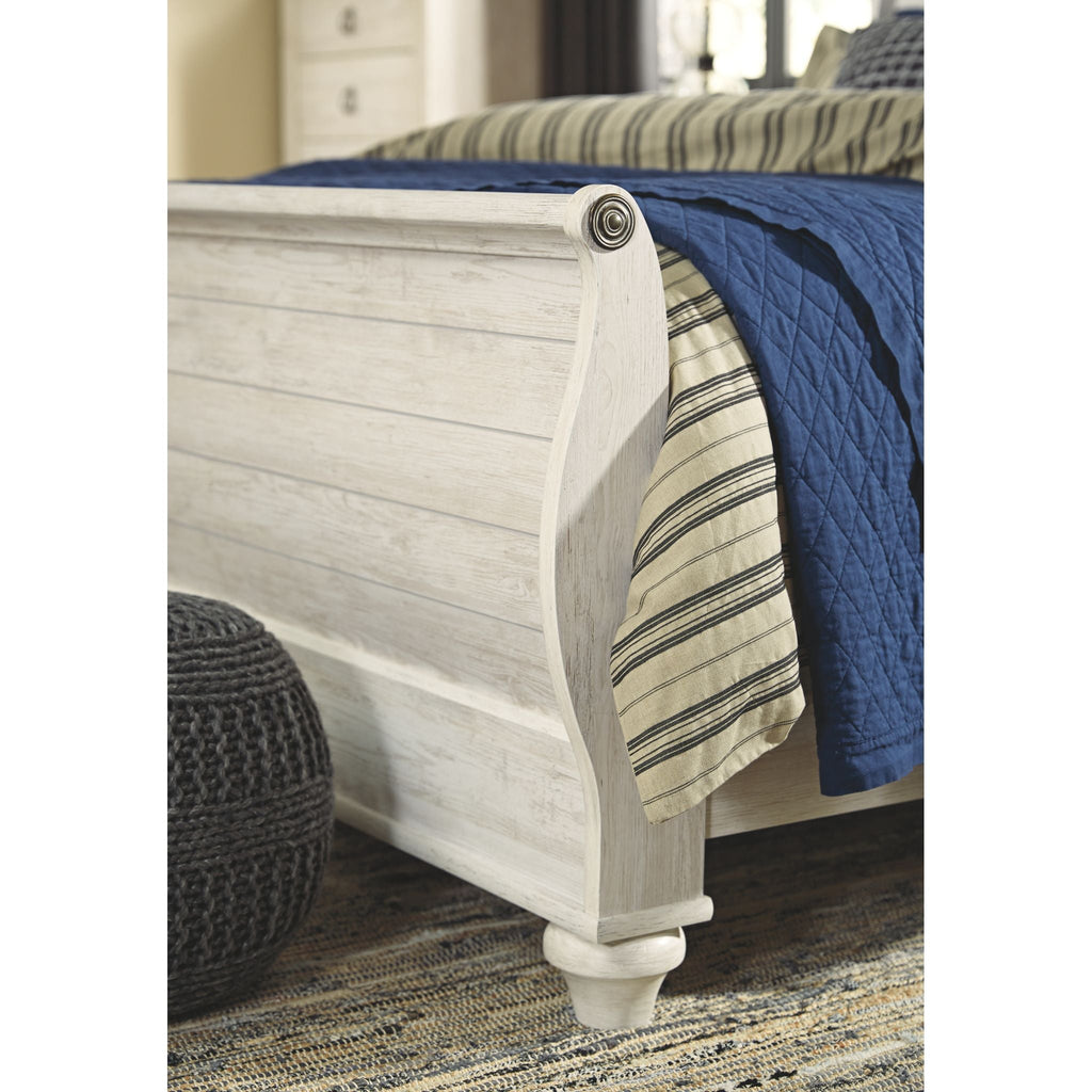 Willowton 5 Piece King Sleigh Bedroom - Whitewash