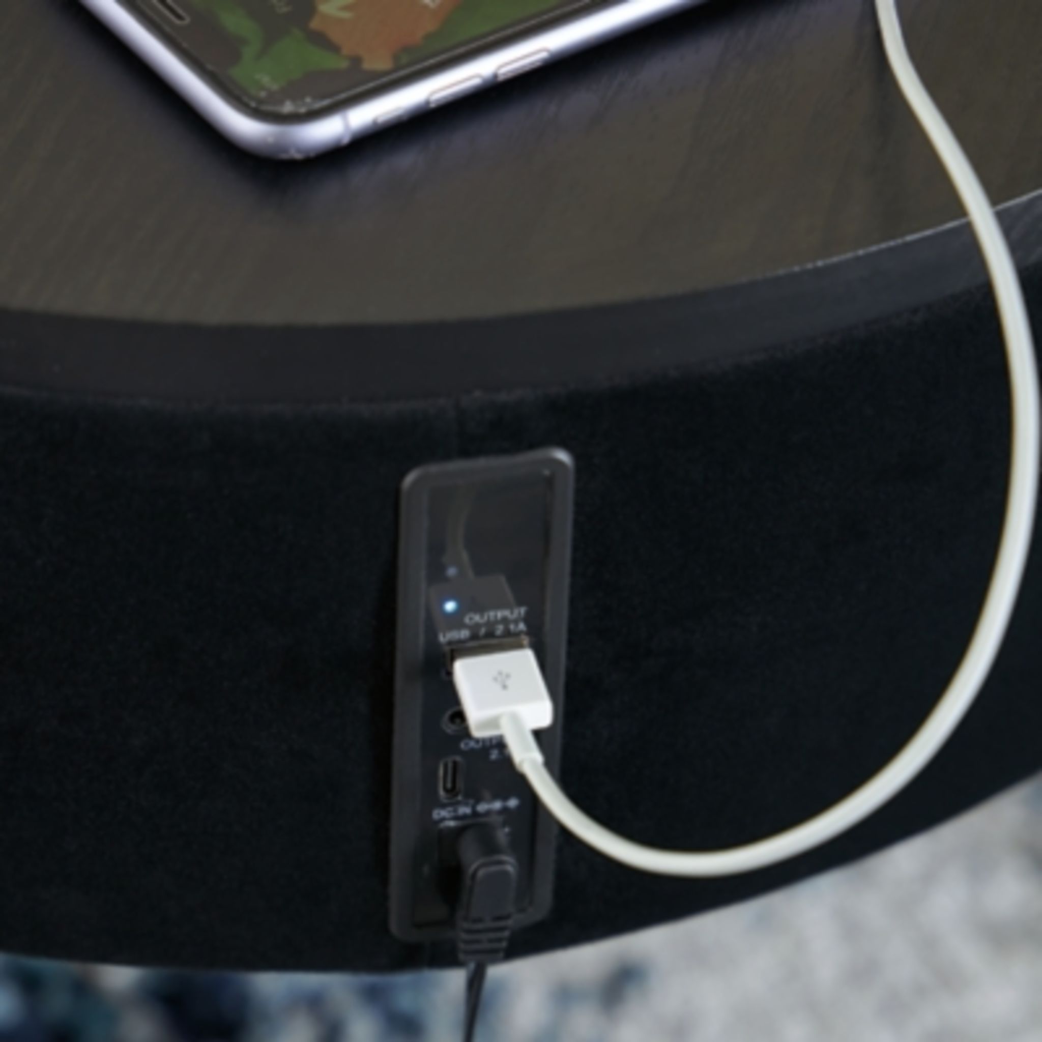 Nedman Accent Table with Speaker - Black/Gold Finish