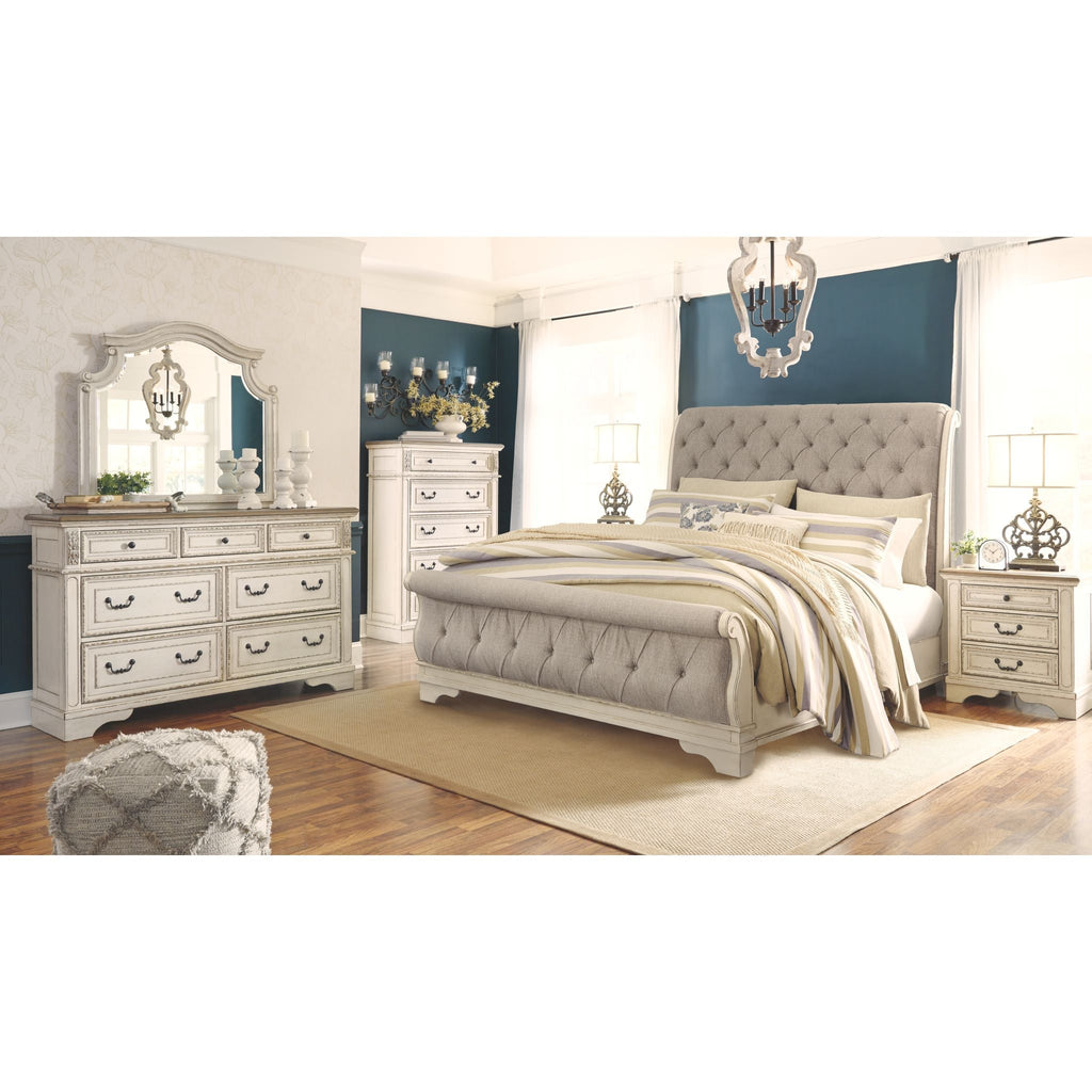 Realyn Sleigh Bed