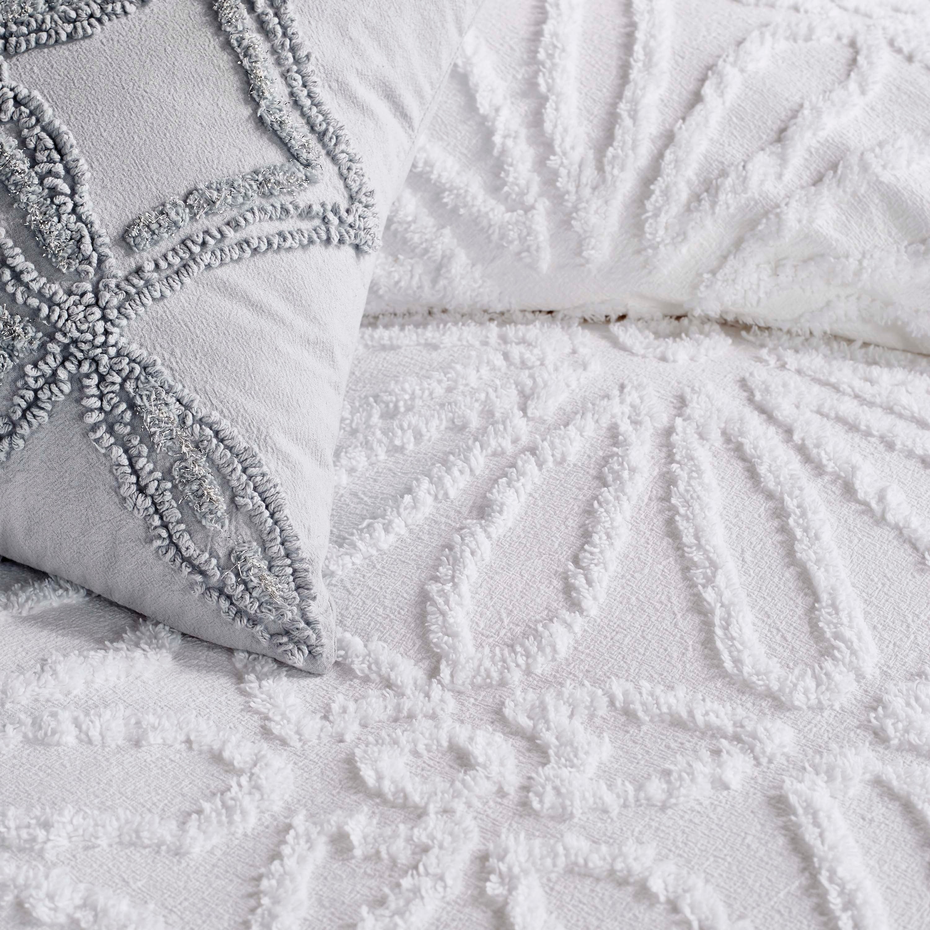 Peri Home Chenille Medallion Comforter Set